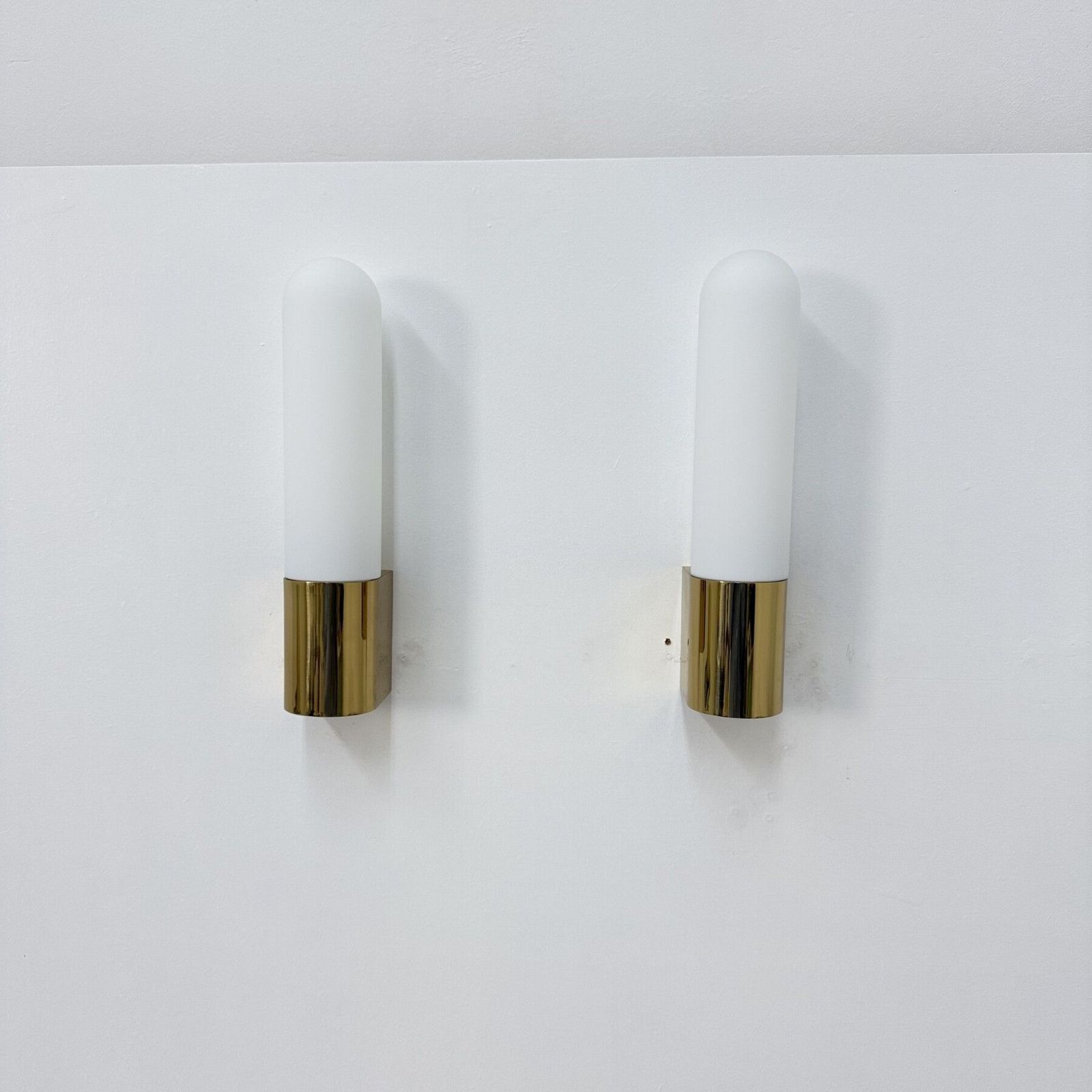 Set Van 2 Limburg Glashütte Wandlampen, Jaren 1970 photo furniture