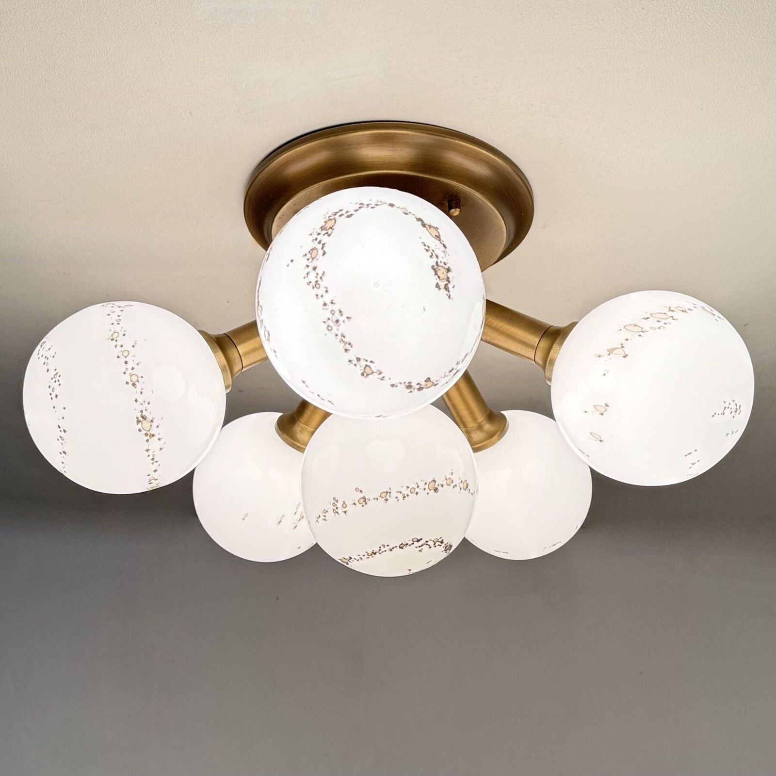 photo furniture Hillebrand Sputnik Plafondlamp, Jaren 1970