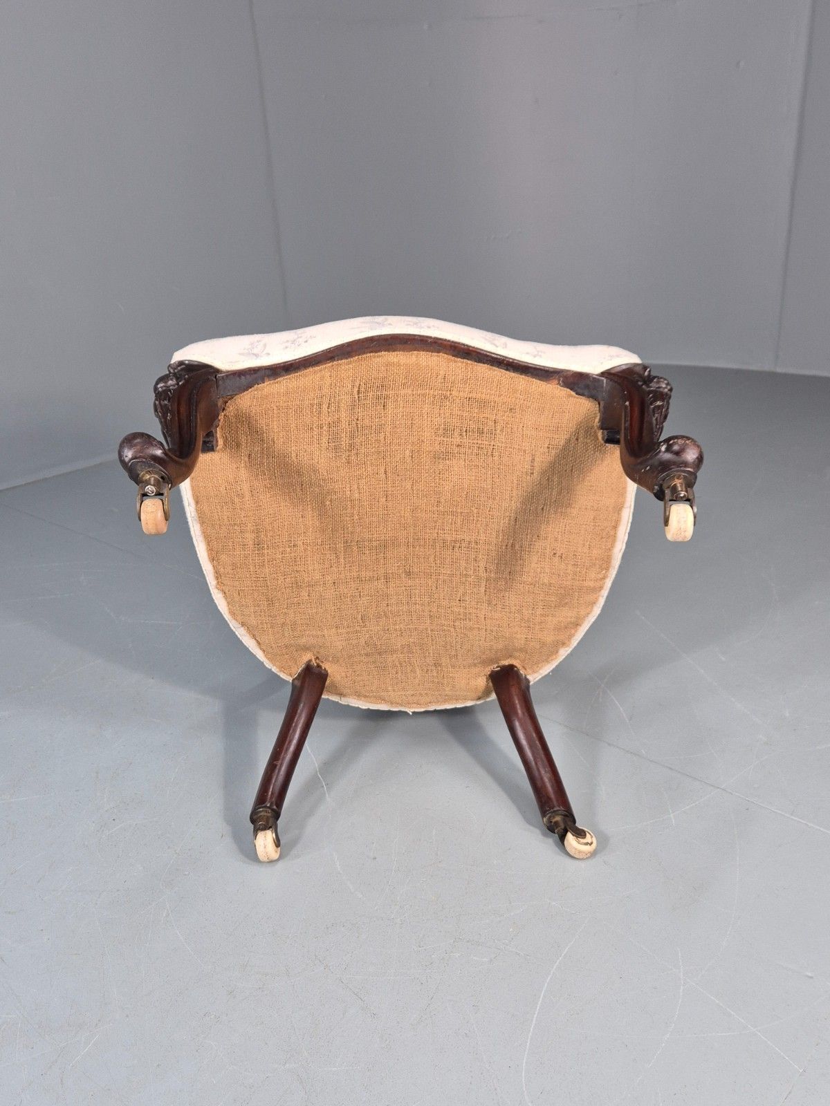 photo vinterior Victorian Balloon Back Nursing Chair Mahogany Carved Frame 1880s Eb10989 Vcar