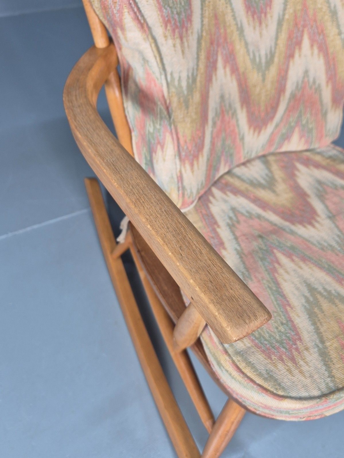 photo vintage Mid Century Rocking Chair Scandinavian Design 1960s Retro Eb10924 Mnor