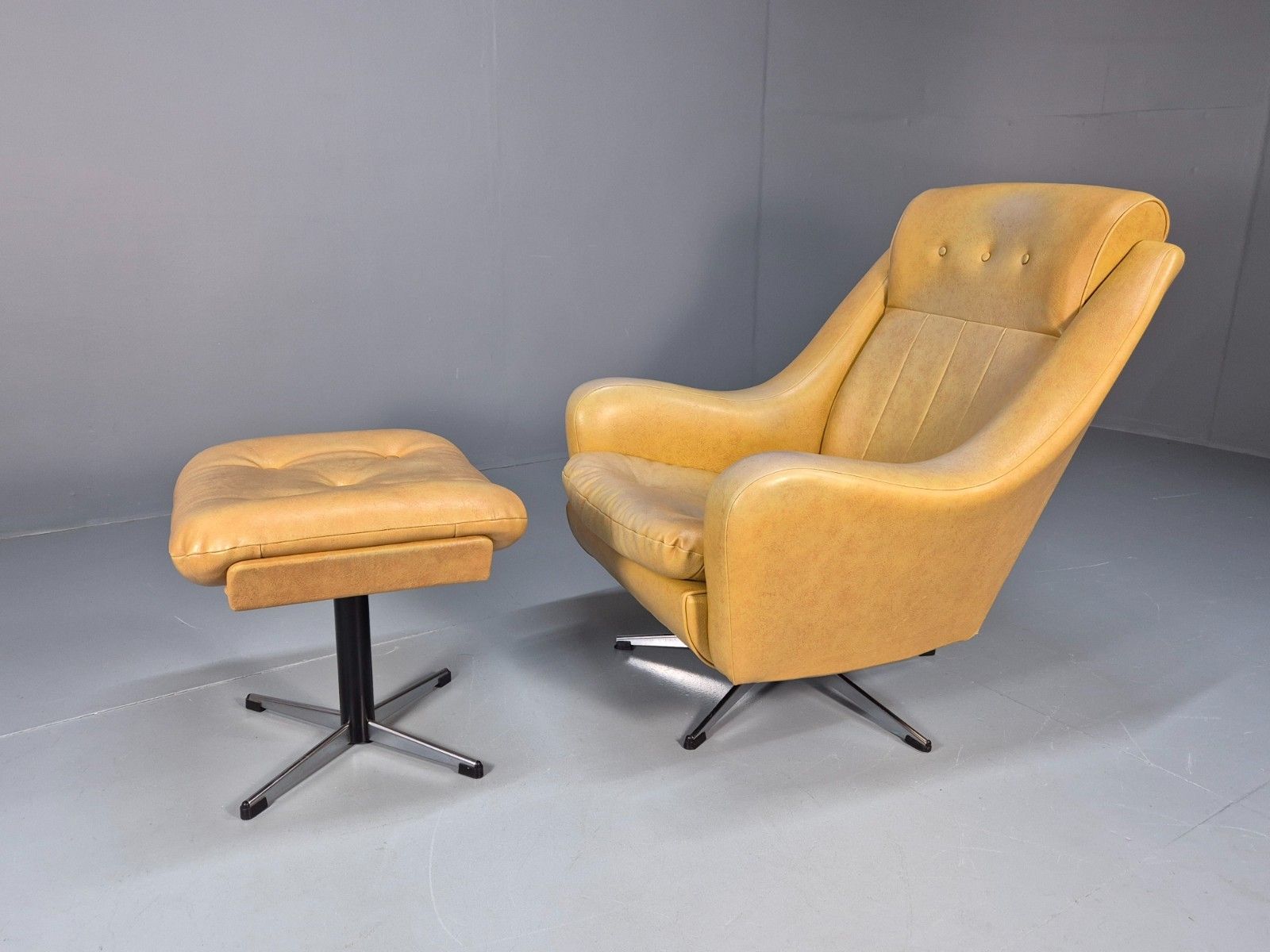 Mid Century Swivel Chair And Footstool Mustard Vinyl Vintage Retro  Eb10693 Mnor