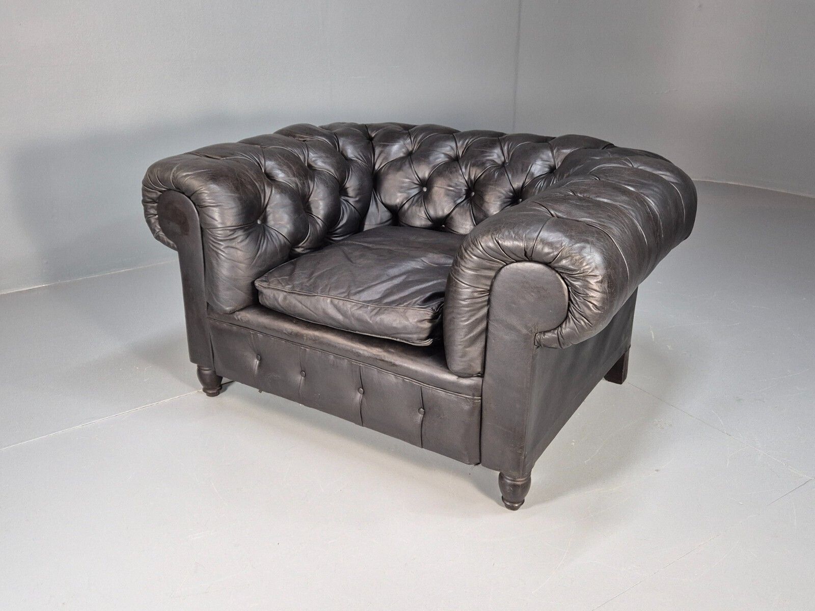 Vintage Black Leather Chesterfield Chair Eb9471 Vlea photo furniture