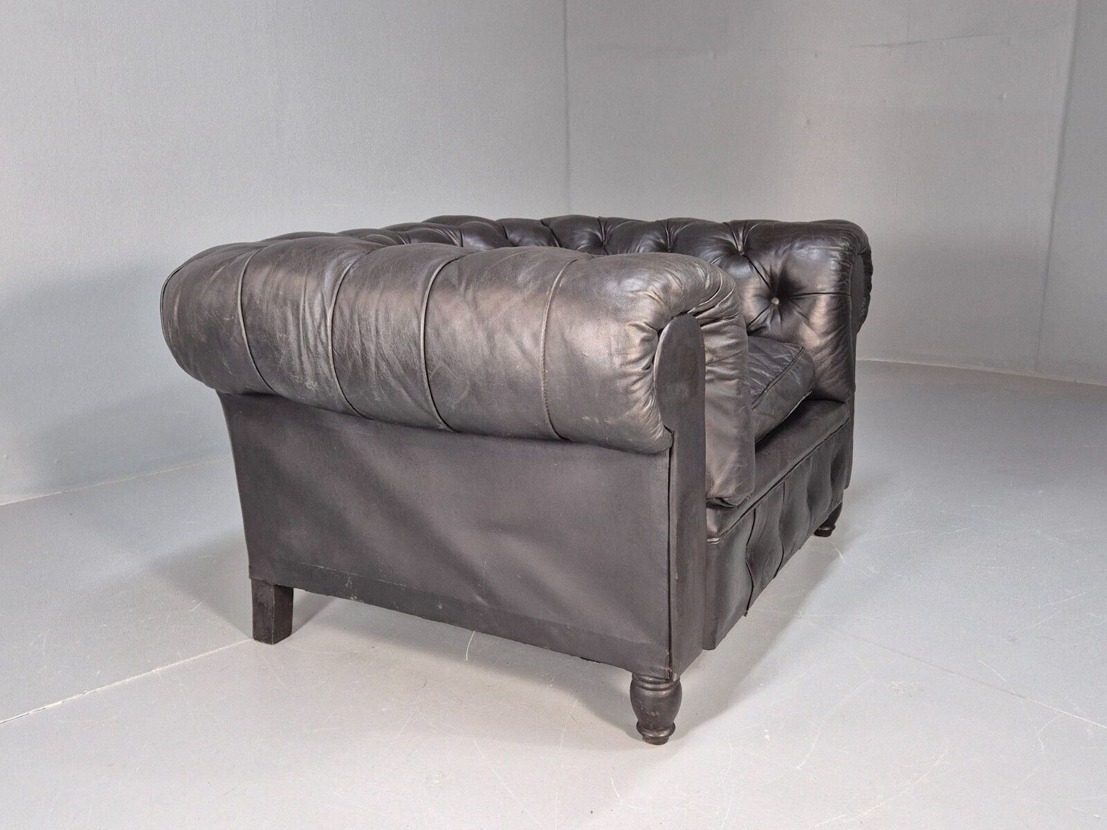 Furniture Vintage Black Leather Chesterfield Chair Eb9471 Vlea photo