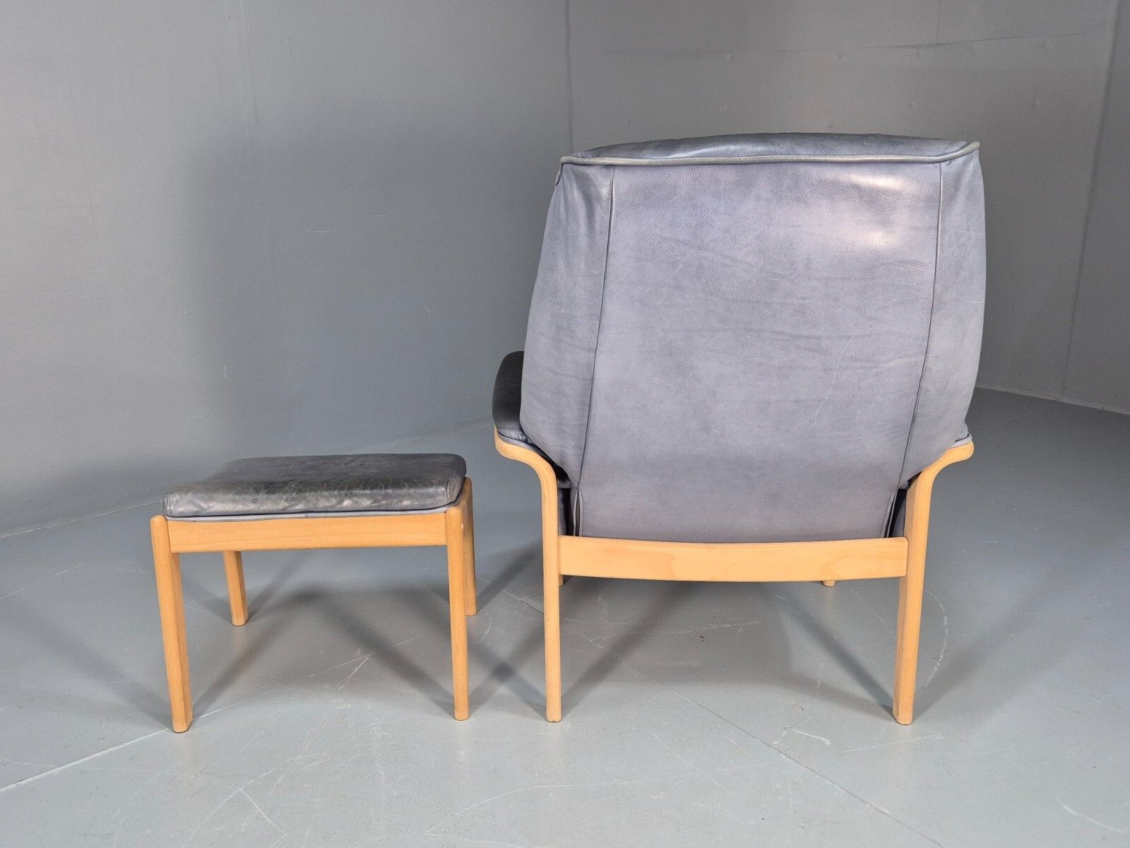 photo for sale Mogens Hansen Leather Chair And Footstool Vintage Danish Design 1990 Eb9270 Mnor