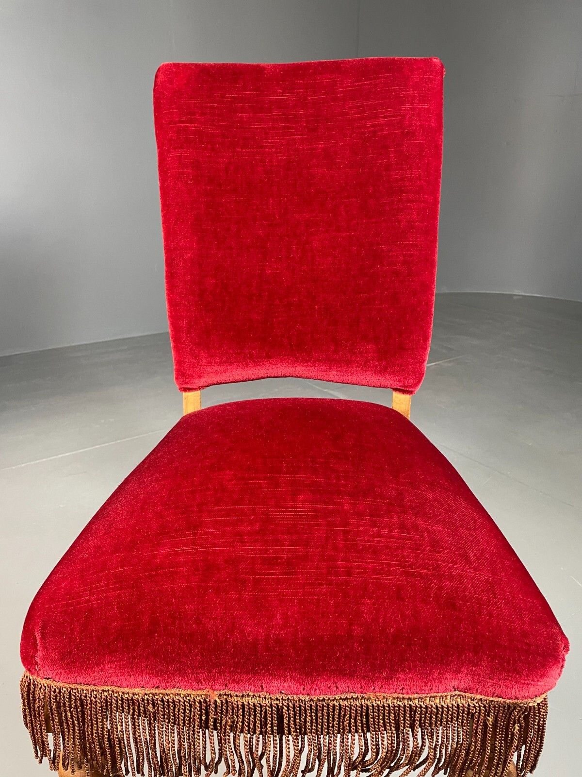 photo vintage Antique Danish Small Chair Decorative Red Velour Oak Vintage Eb6486 Vclo