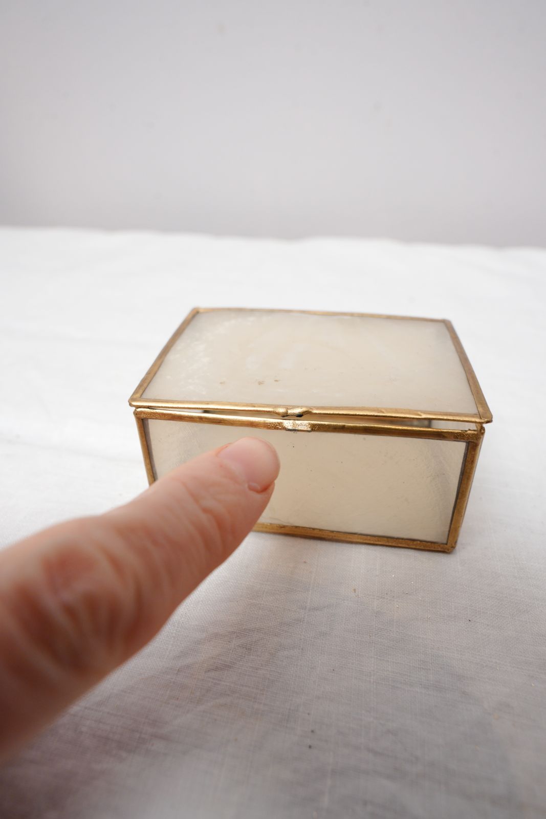 Vintage Mother Of Pearl Trinket Jewellery Boxes With Brass Features photo Home Decor