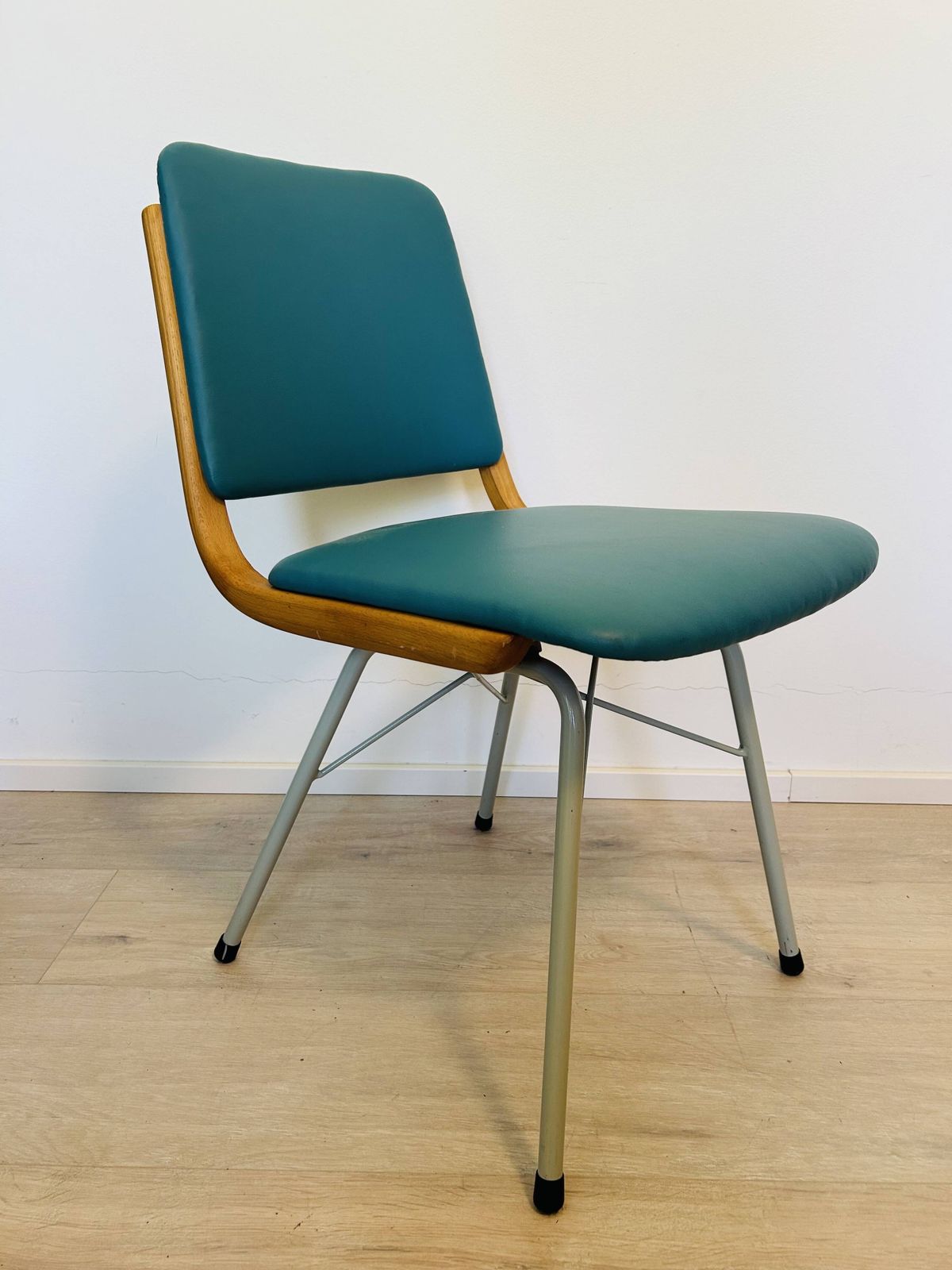 photo furniture Vintage Turquoise Dining Chair By Ton, From Czechoslovakia 1960’s