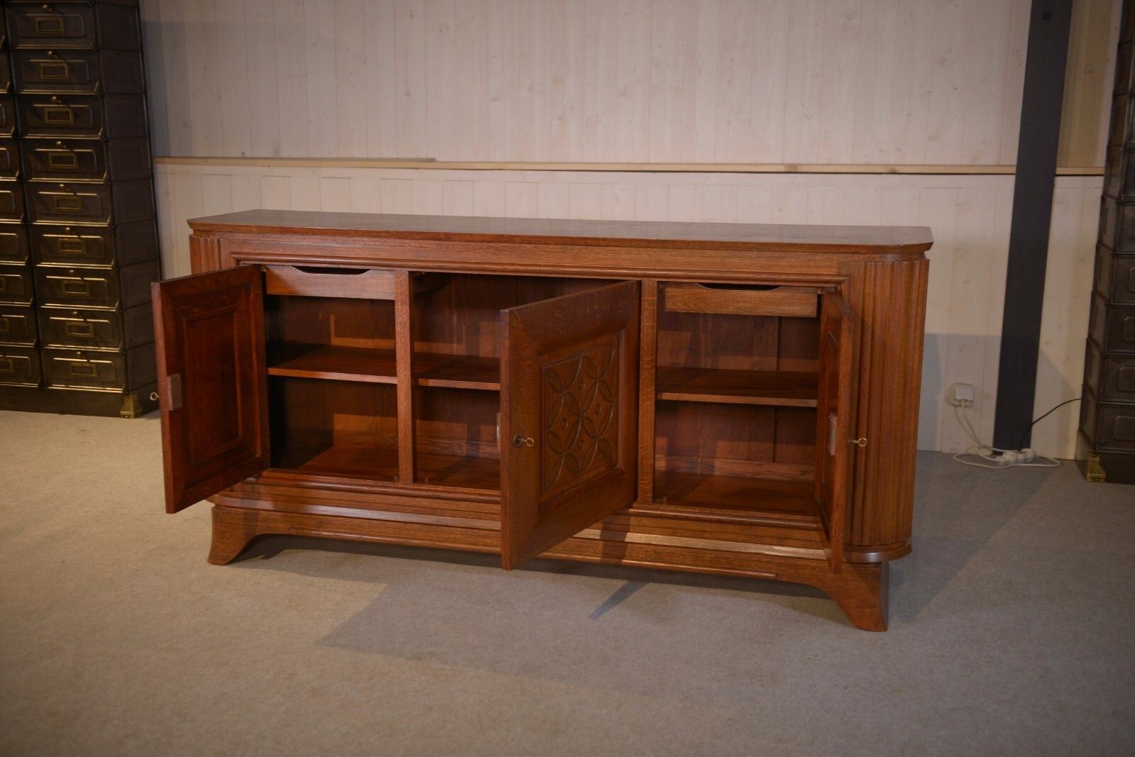1950's Solid Oak 3 Door Sideboard Curved Feet photo vinterior