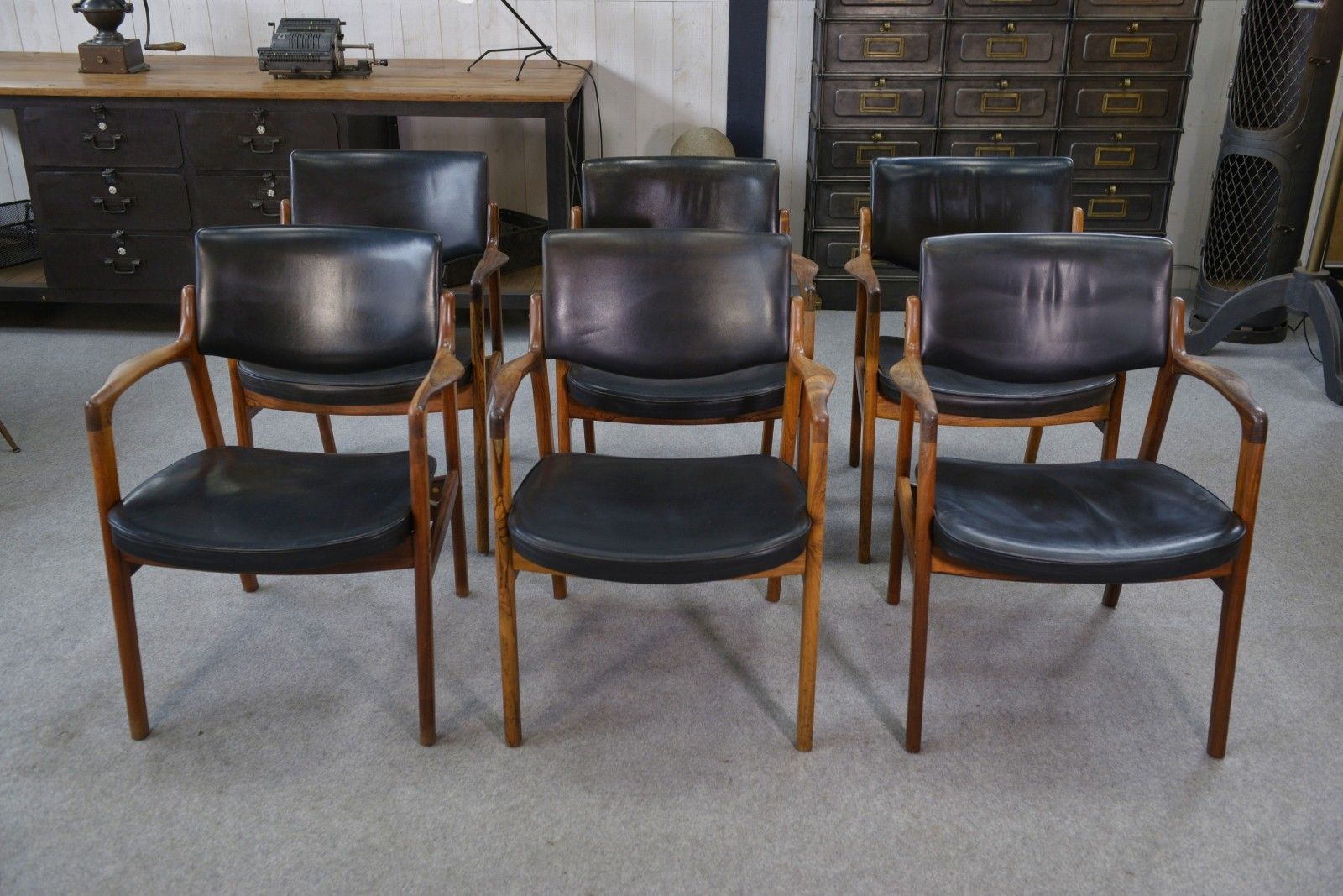 Set Of 6 Scandinavian Leather And Rosewood Armchairs By Gondo Gravesen photo vintage