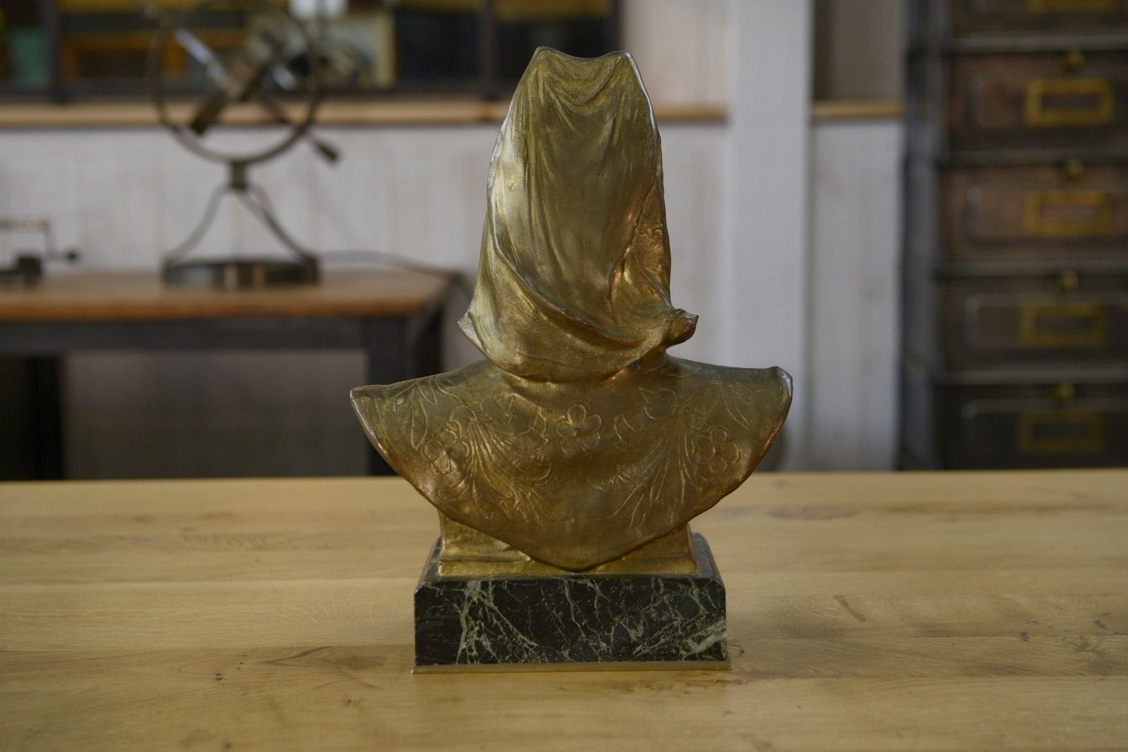 photo furniture Bronze And Ceramic Bust Signed Henri Louis Levasseur Late 19th Century