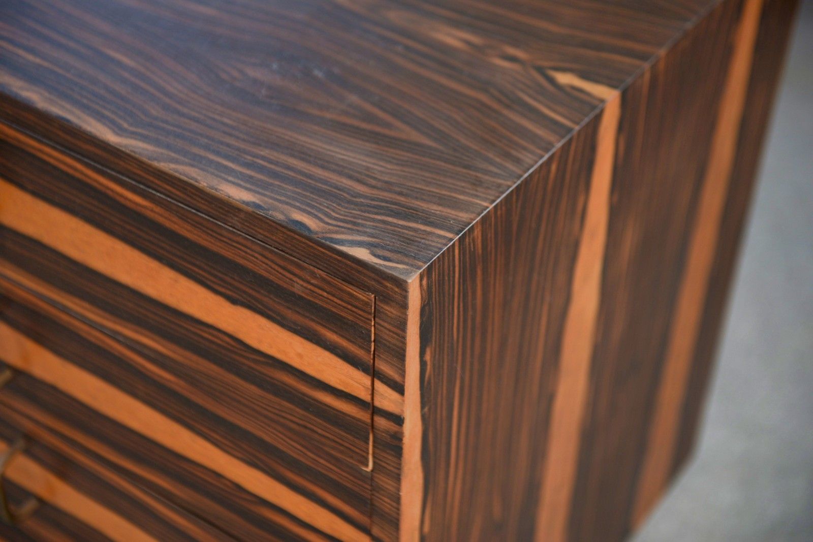 photo furniture Gabon Ebony Design Chest Of Drawers 8 Drawers 1960's