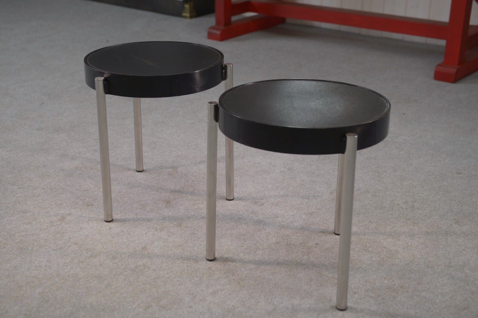 Pair Of Side Tables By Tavolino Brighella For Zanotta 1980's photo vinterior