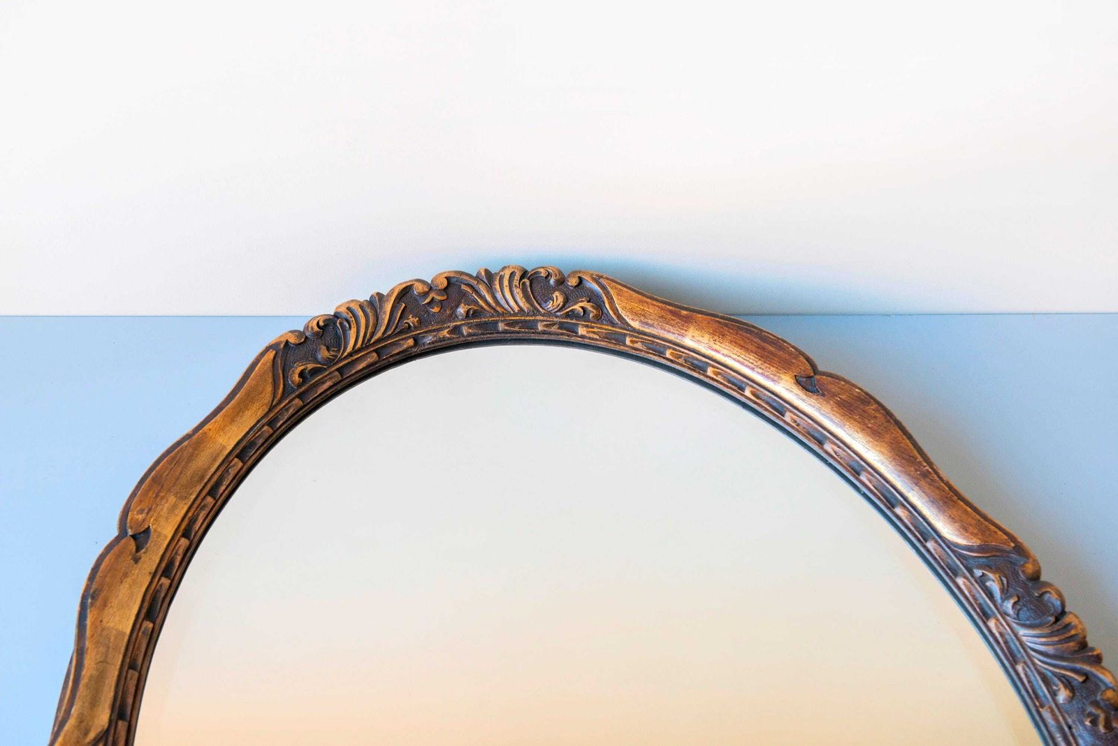 Antieke Ovale Wandspiegel Van Eiken – Geslepen Glas – Handgesneden Ornamenteel Frame – Vintage Victorian Stijl photo buy