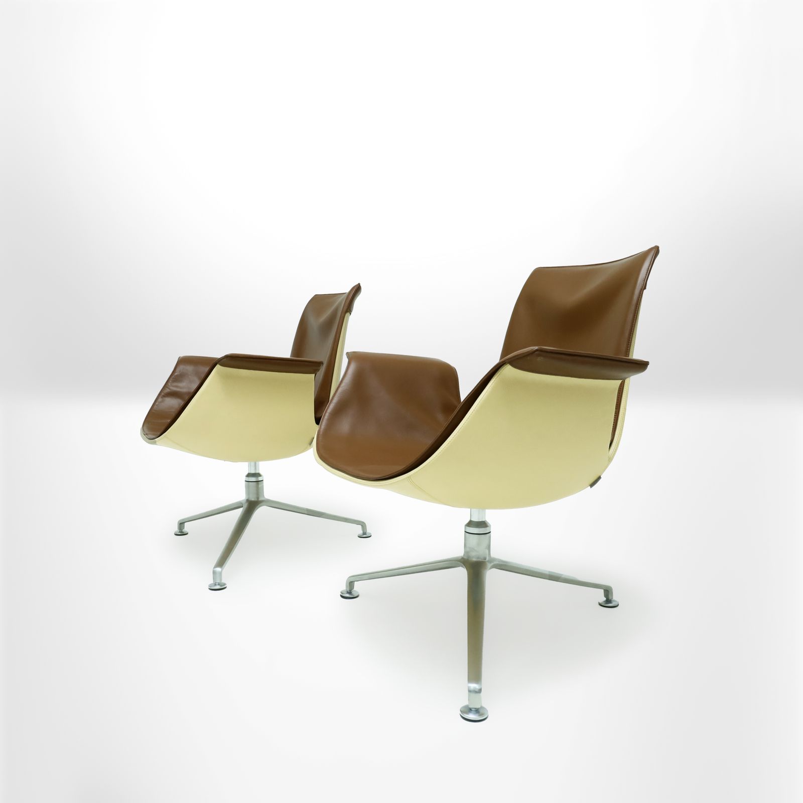 Preben Fabricius And Jorgen Kastlhom Two Tone Leather Fk Lounge Chairs For Walter Knoll photo furniture