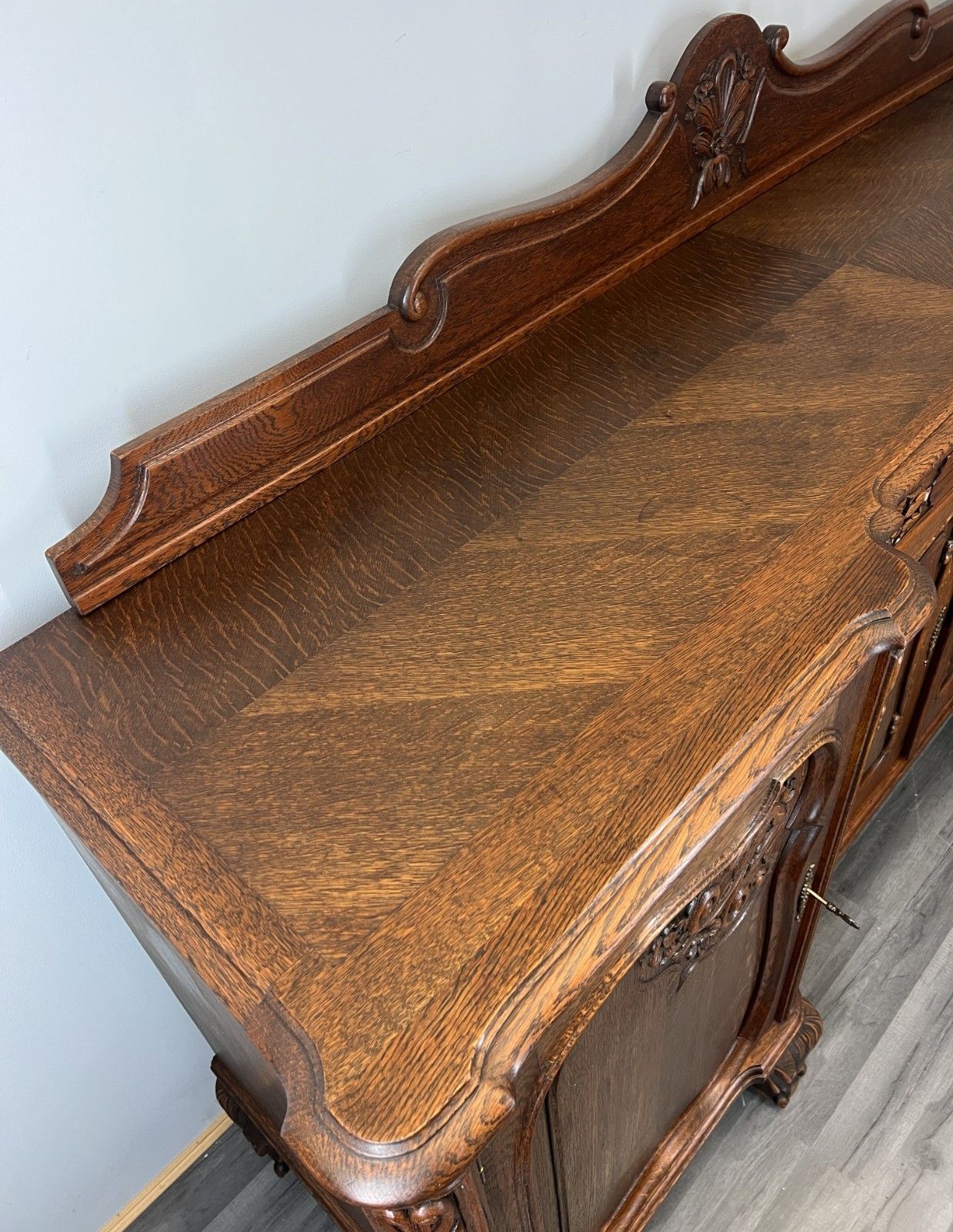 photo vinterior Sideboard Vintage French Buffet Oak Carved Cabinet Ornate Cupboard Lot 4510