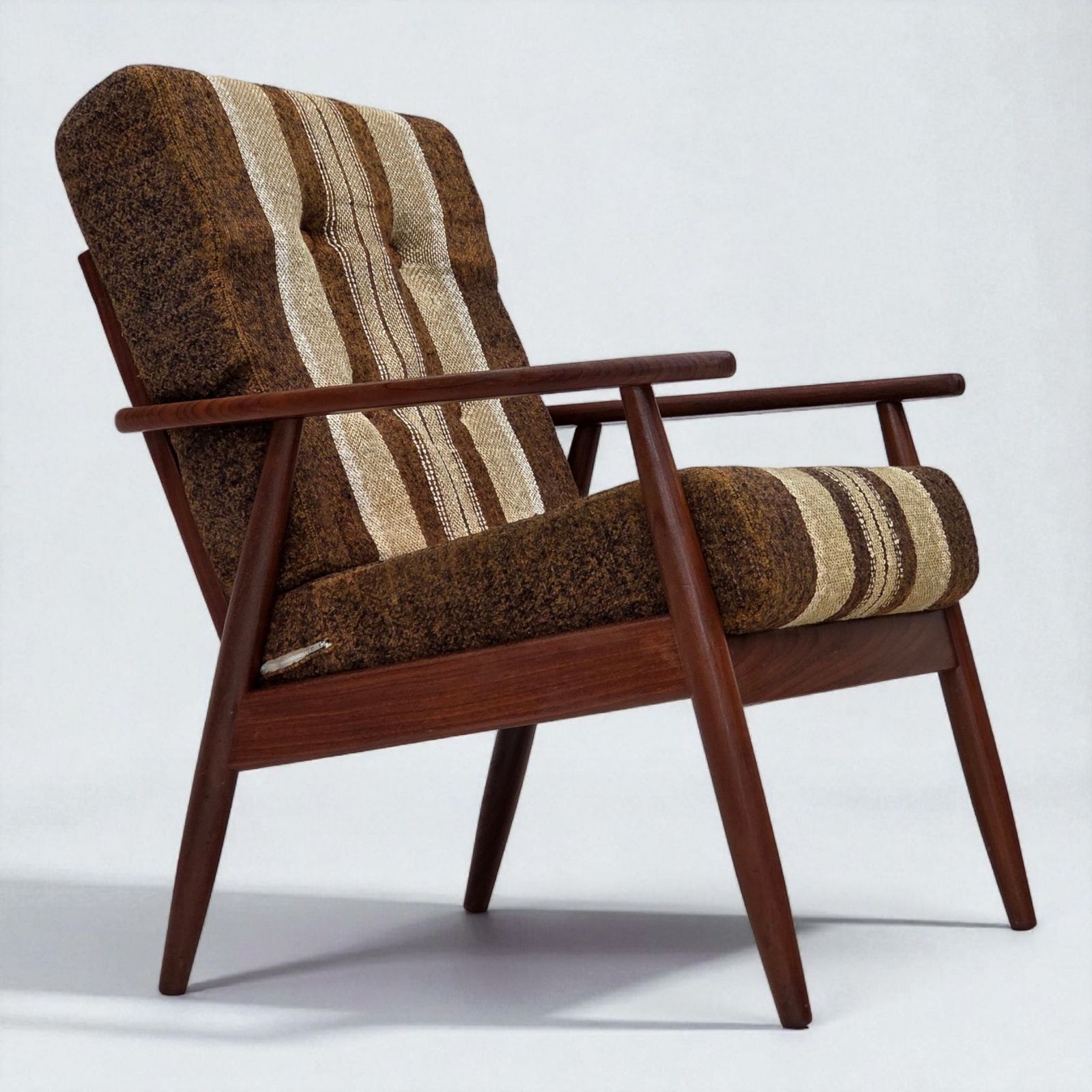 Jaren 1970, Deense Fauteuil, Teakhout, Meubelmokette.
