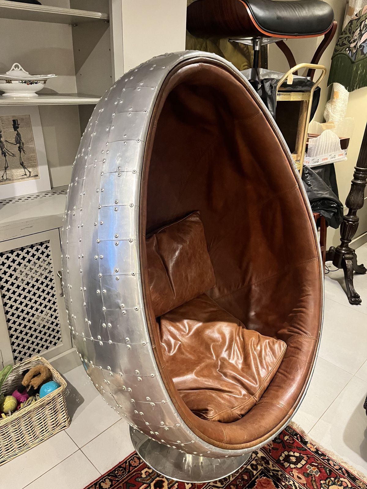 Aviator Egg Chair photo Furniture