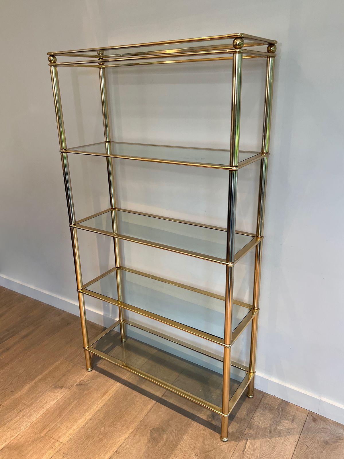 2550.0 Gold Chrome Shelf With 5 Clear Glass Shelves photo
