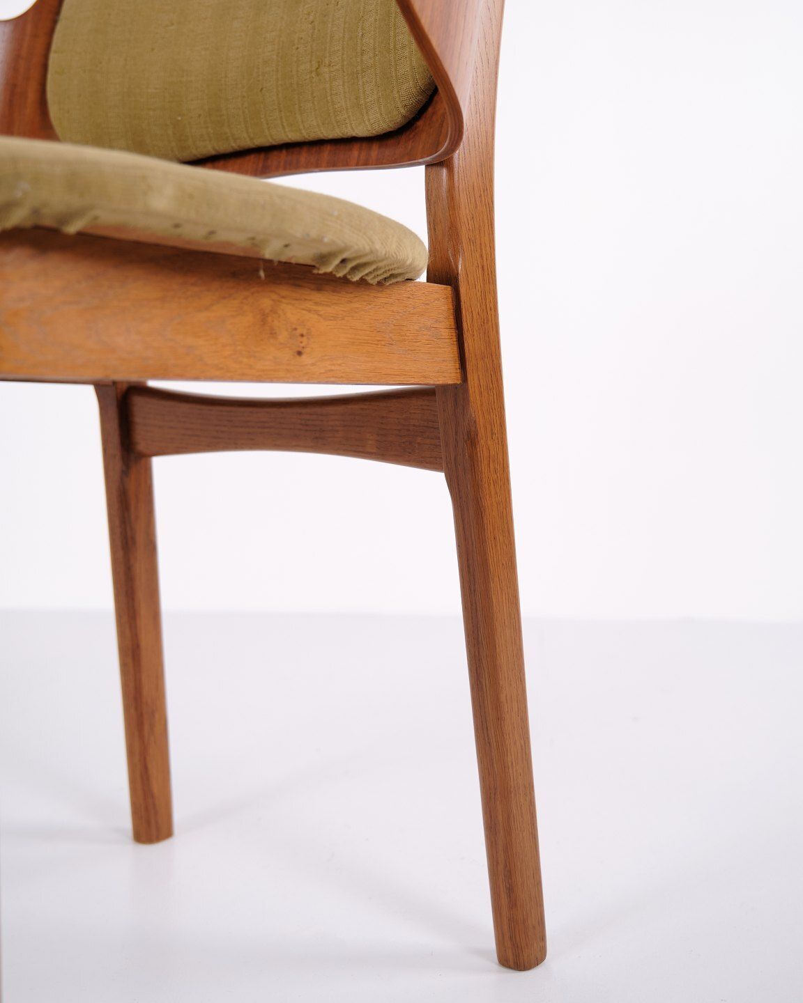 Armchair   Model 107   Oak & Teak   Original Upholstered   Hans Olsen   1960s photo vintage