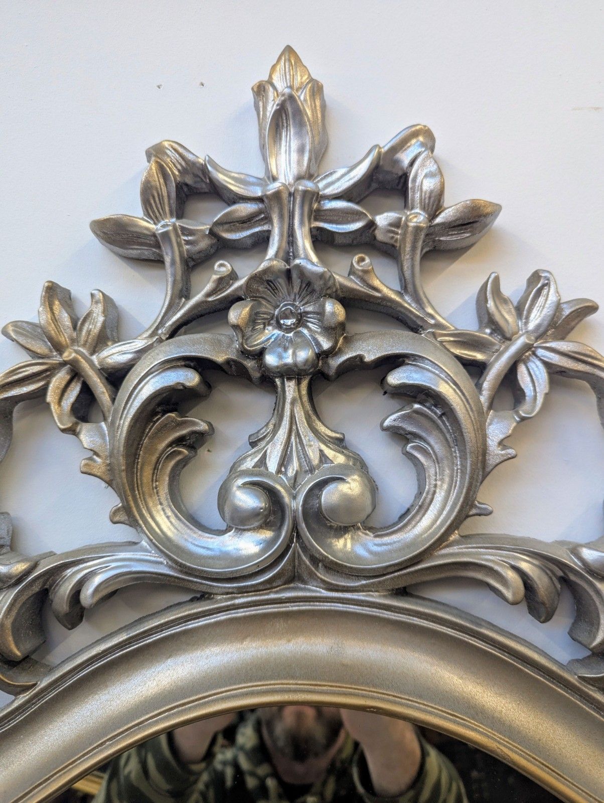 photo vintage Vintage Rococo Style Silver And Gold Decorative Mirror Delivery Available 0067.