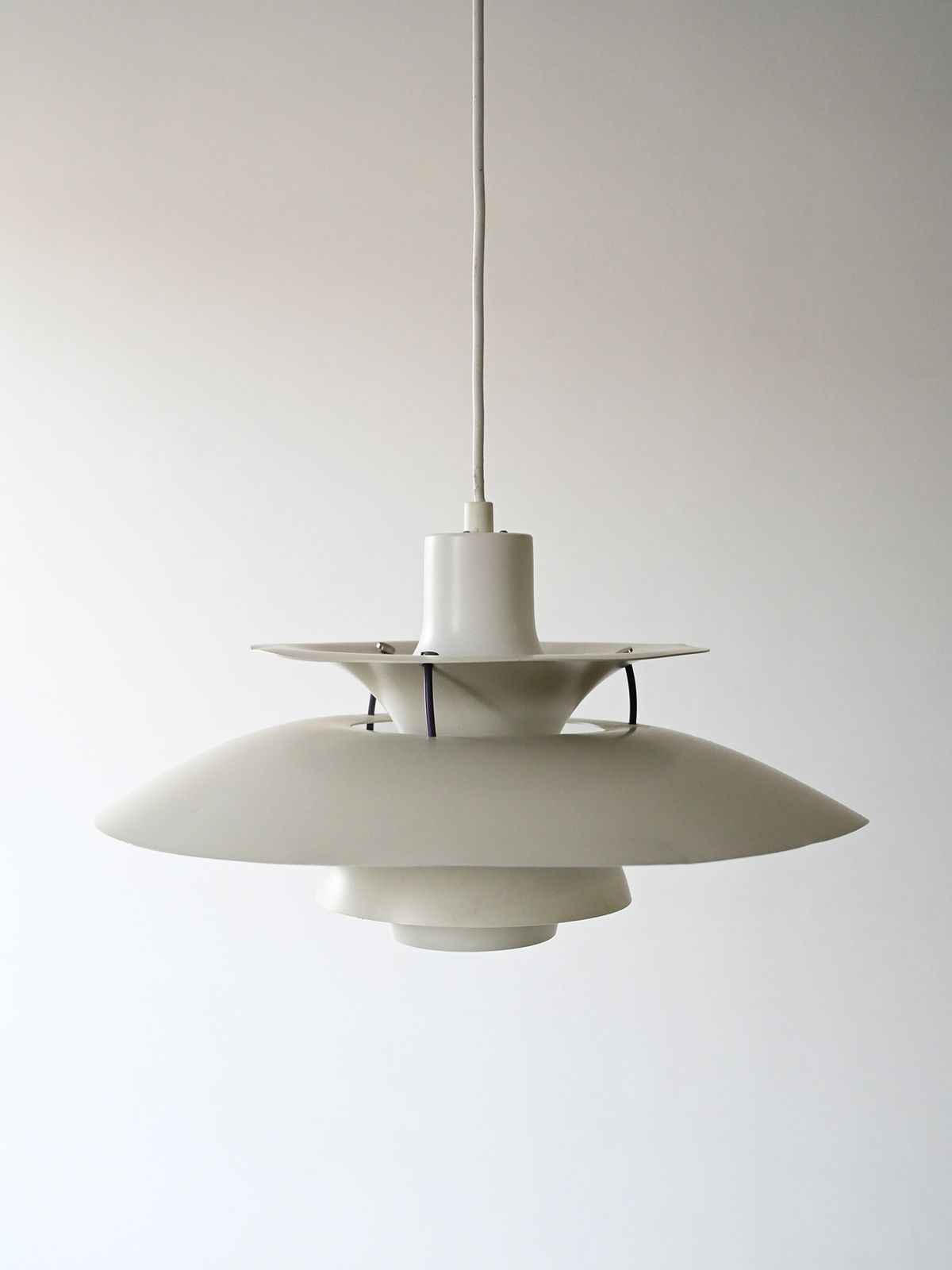 'Ph5' Pendant Lamp By Poul Henningsen For Louis Poulsen photo Lighting