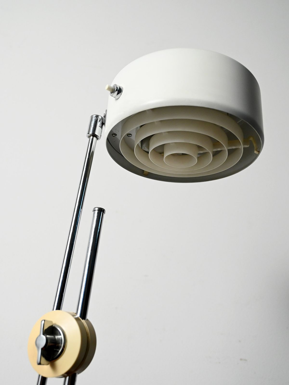 photo furniture "Simris" Tafellamp Van Anders Pehrson Voor Ateljé Lyktan