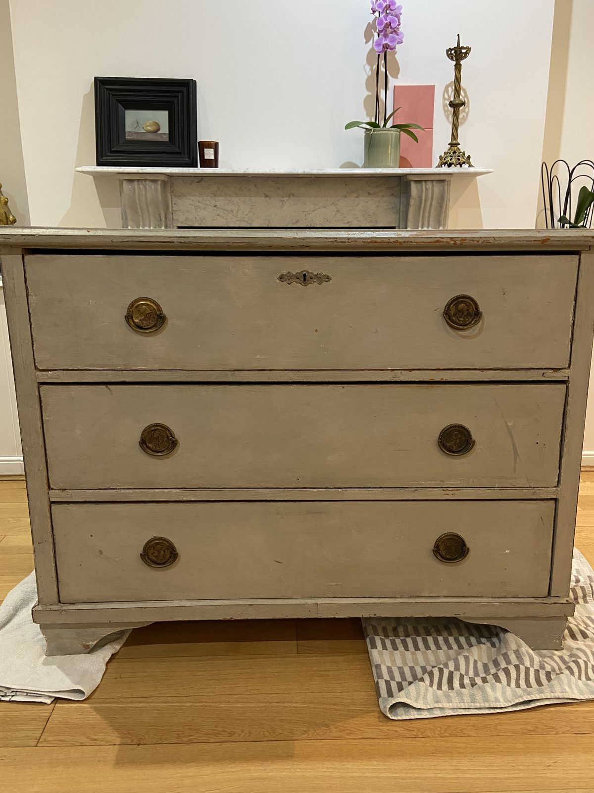 Beautiful Antique Chest Of Drawers