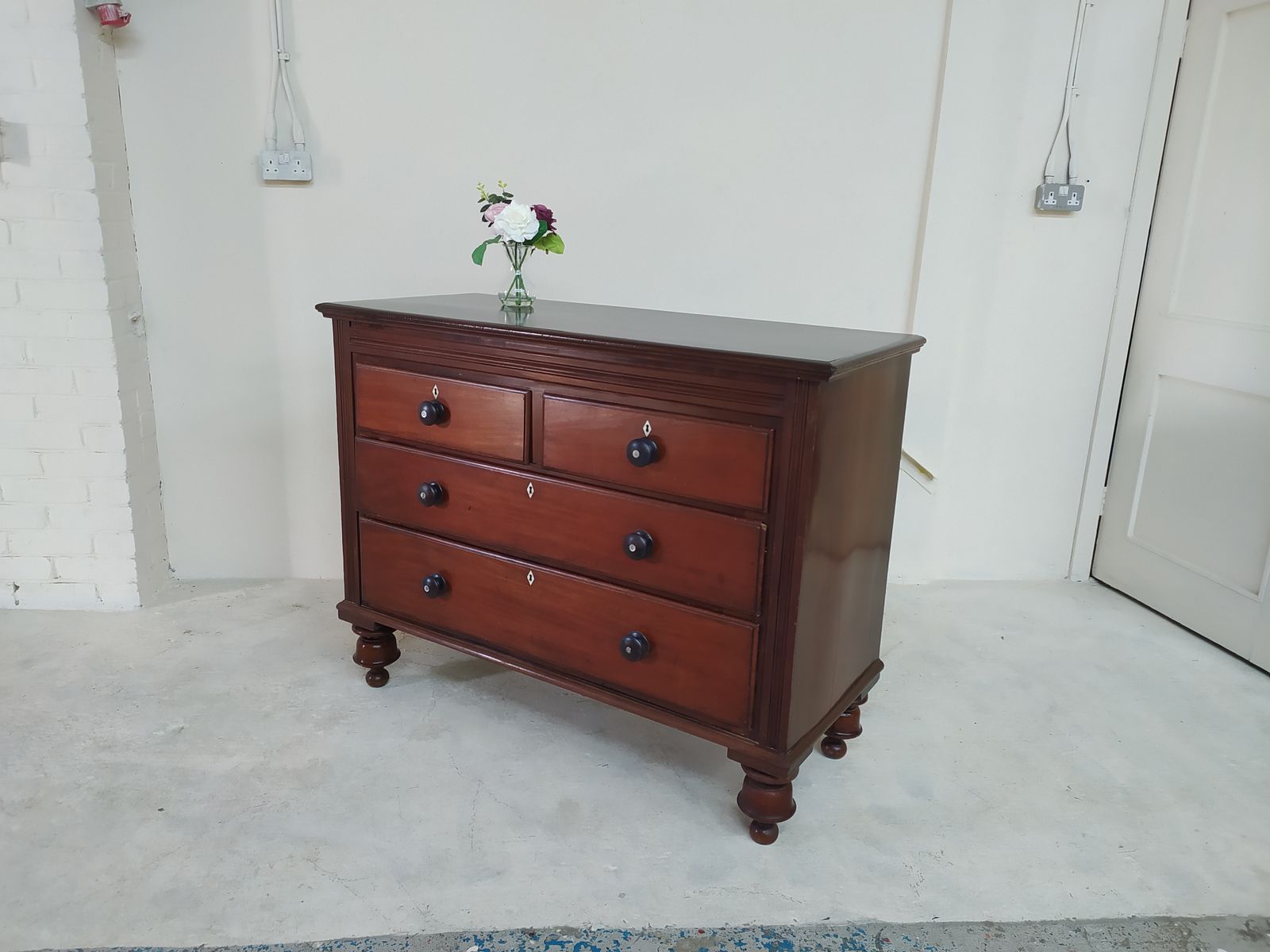 Large Victorian Chest Of Drawers, Mahogany photo Furniture