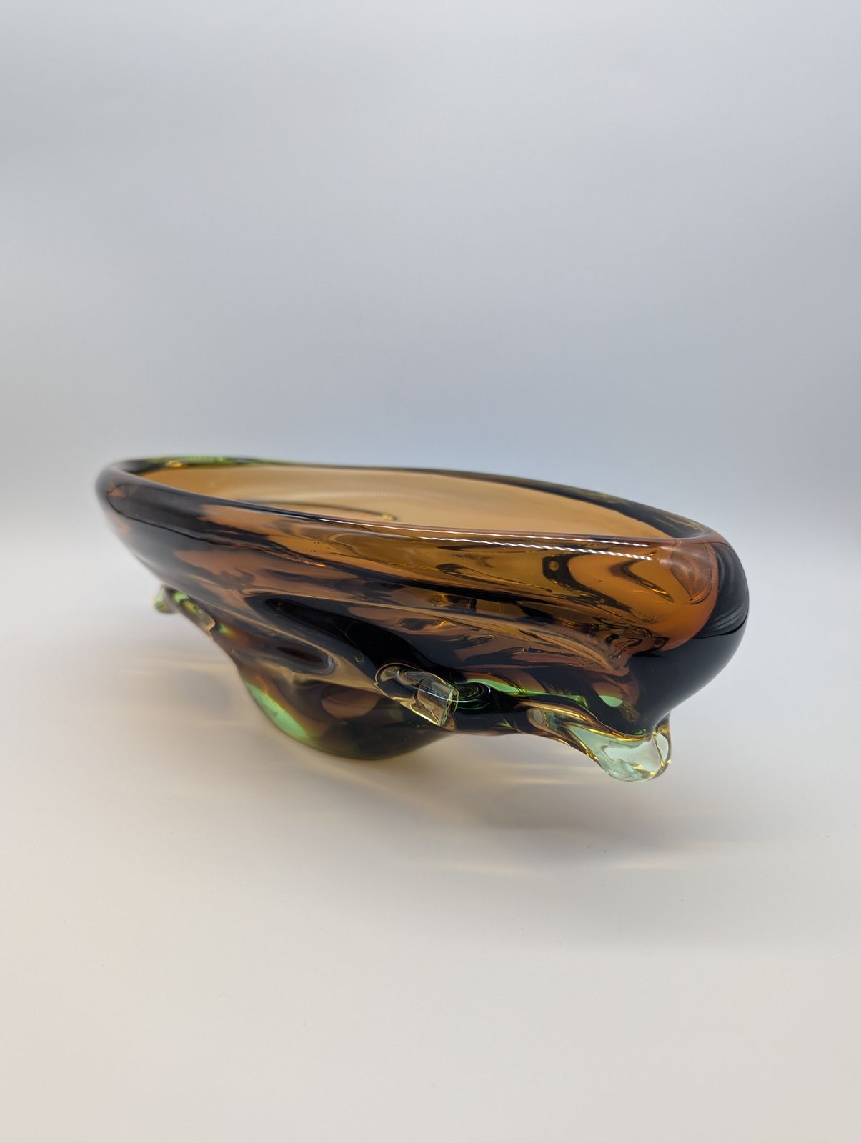 Skrdlovice Art Glass Bowl Or Jardinière – Green & Cinnamon Amber, Attributed To Jan Beránek (1950s–60s) photo buy