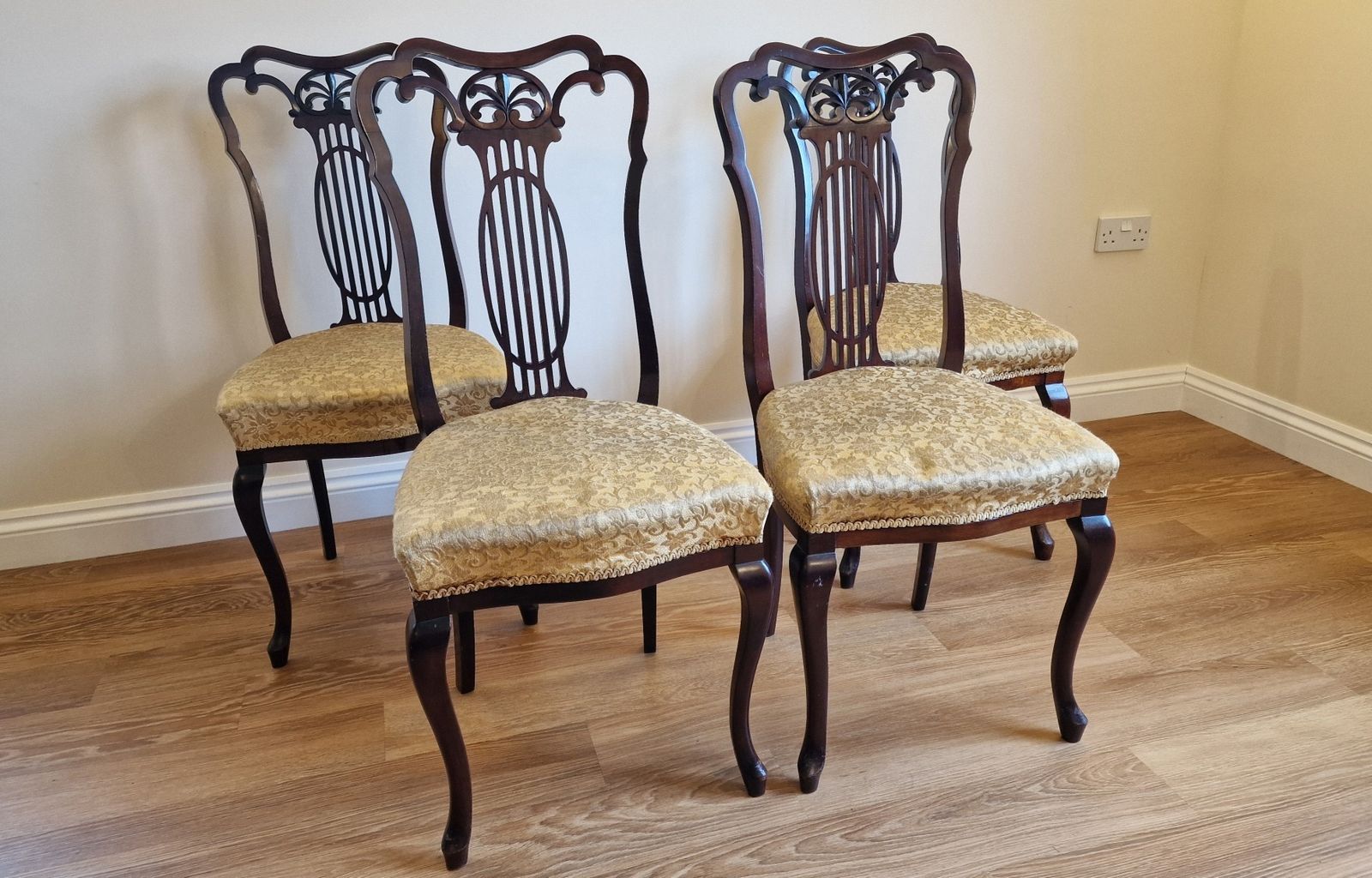 Elegant Set Of Four Edwardian Mahogany Rococo Style Dining Chairs photo 325.0