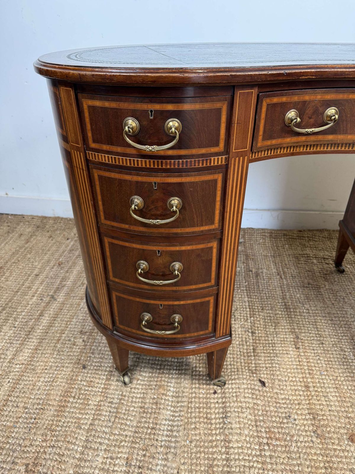 Edwardian Kidney Shaped Writing Desk / Pedestal Desk photo 1695.0