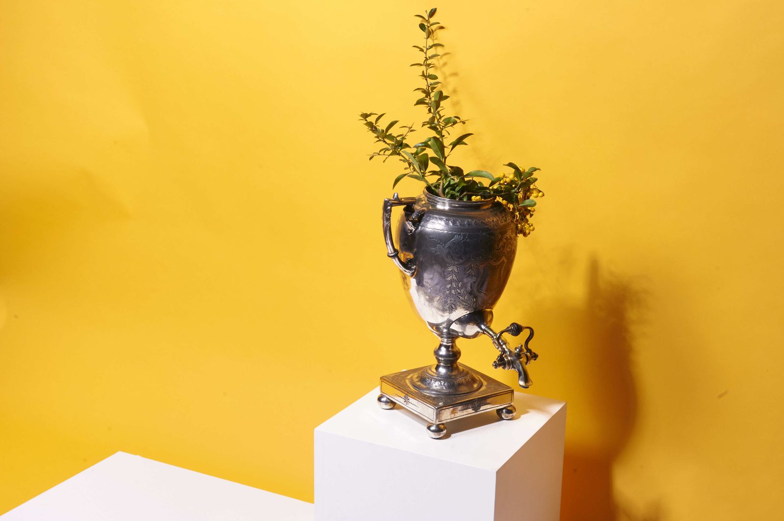 photo furniture Victorian Stunning Silver Samovar | Hot Water Urn | Tea Urn