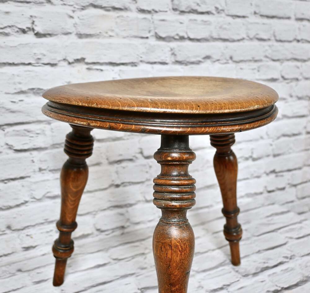 Early 19th Century Welsh 3 Legged Oak Stool photo Furniture