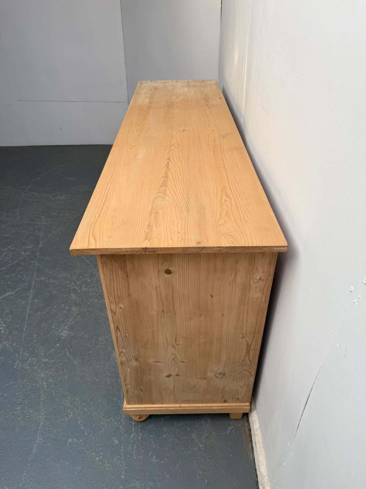 A Superb Antique Pine 4 Drawer Kitchen Dresser Base To Wax / Paint photo for sale