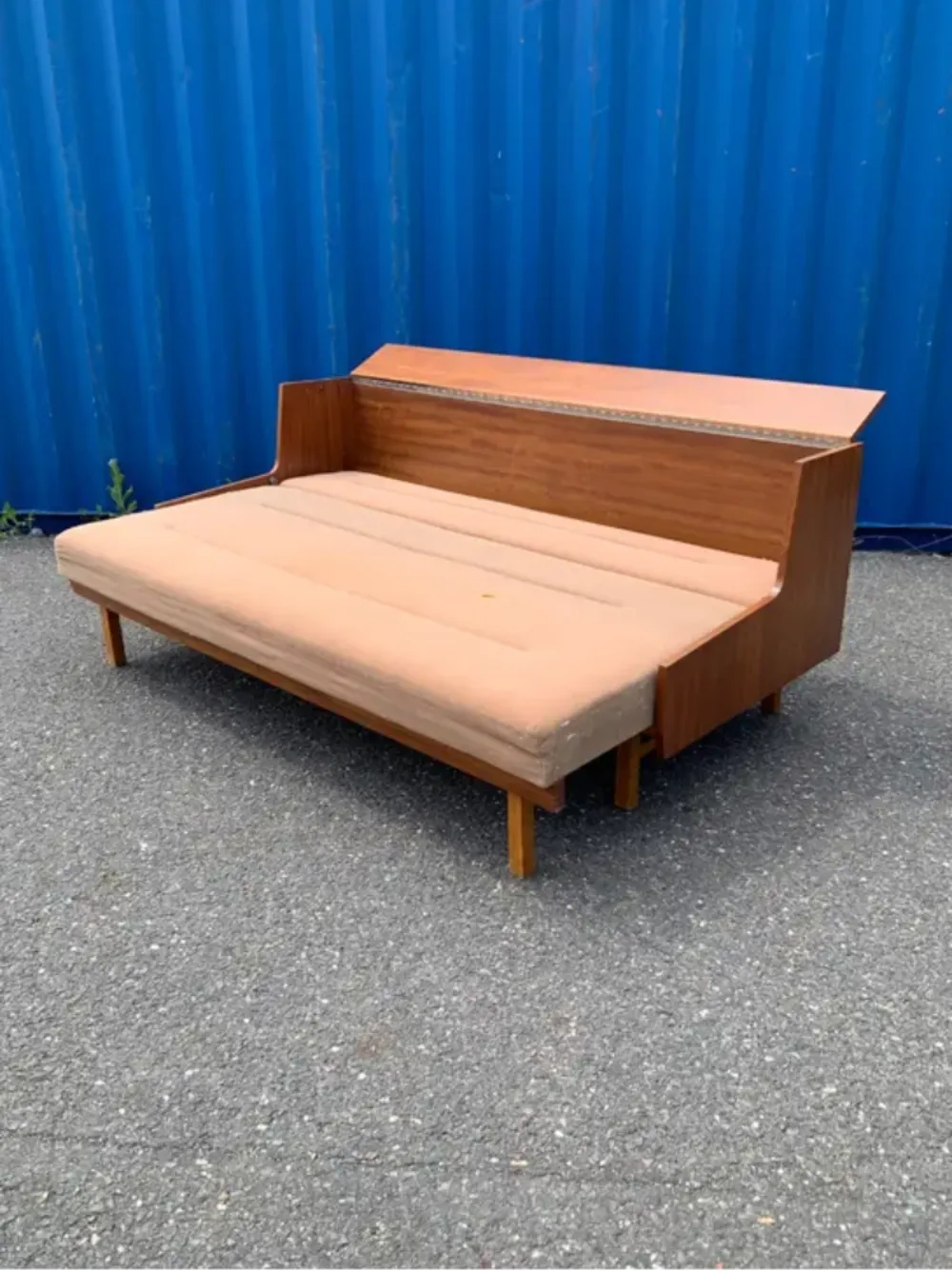 Retro Sofa, Karel Vyčítal, Jaren 1960, Tsjecho Slowakije photo for sale