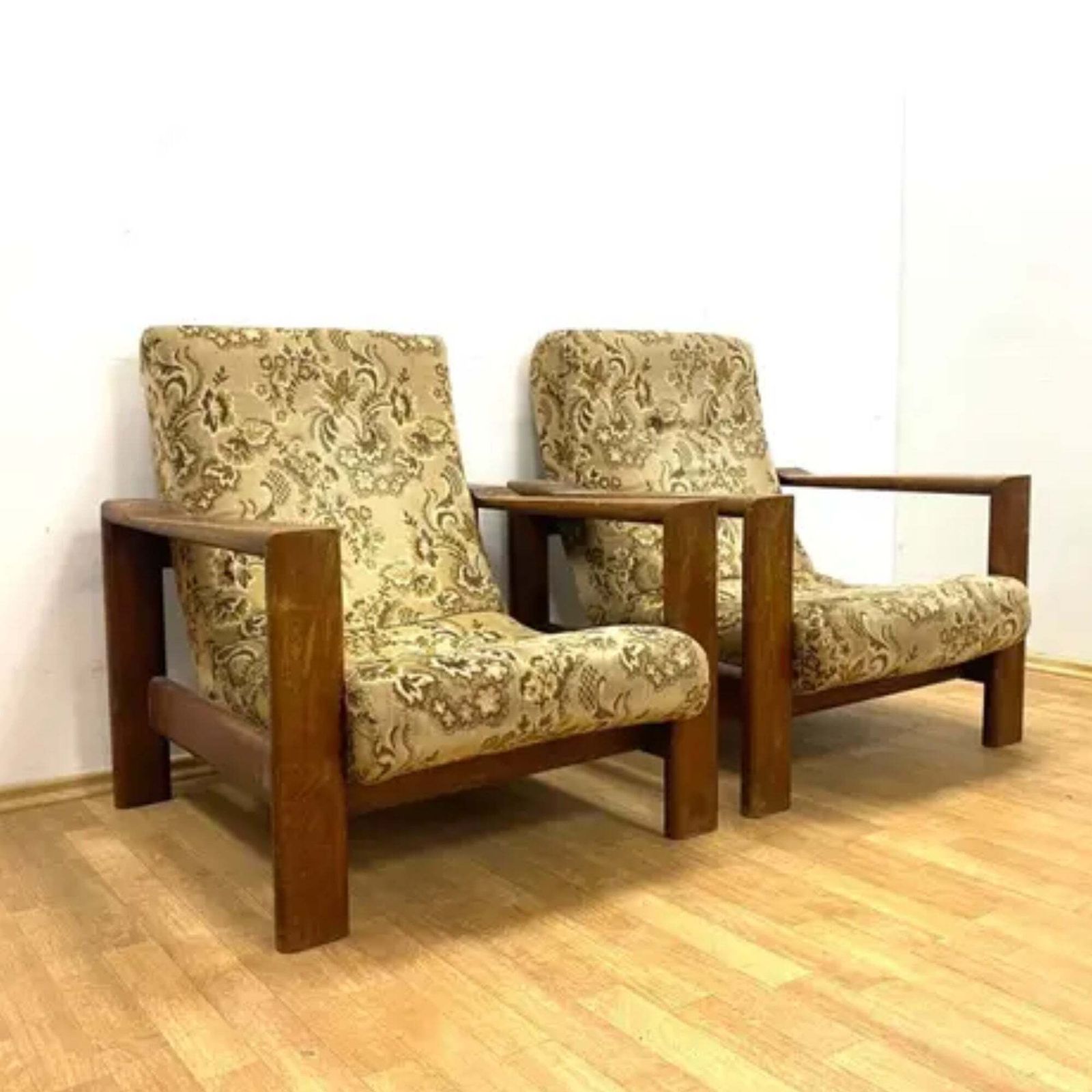 Retro Zitset, Massief Houten Frame, Jaren 1970 photo vinterior