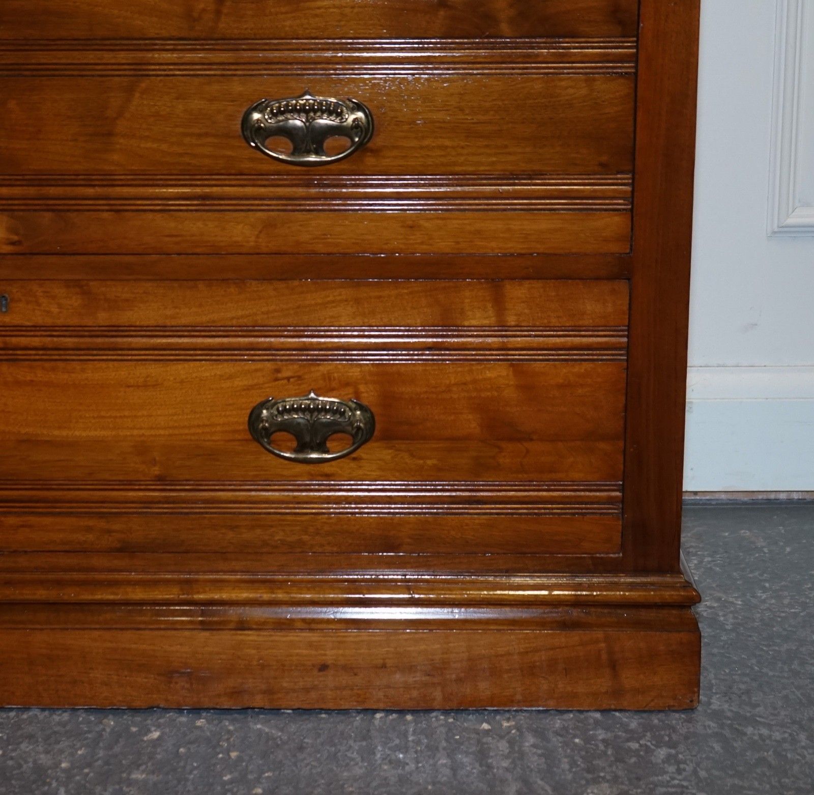 Antique 1904 Arts & Crafts Period Chest Of Drawers Made By Harris Lebus photo buy