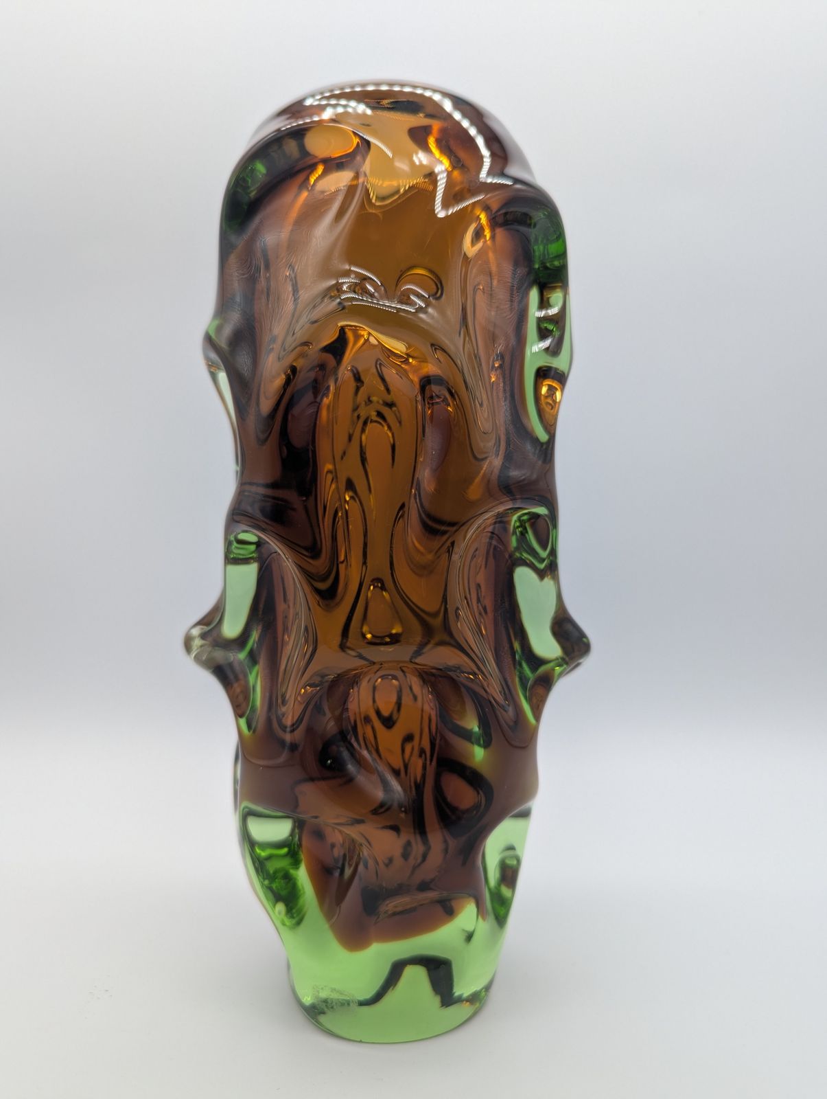 1960s Czech Amber & Green Sommerso “Brain” Vase, Attributed To Pavel Hlava For Borske Sklo (28 Cm) photo for sale