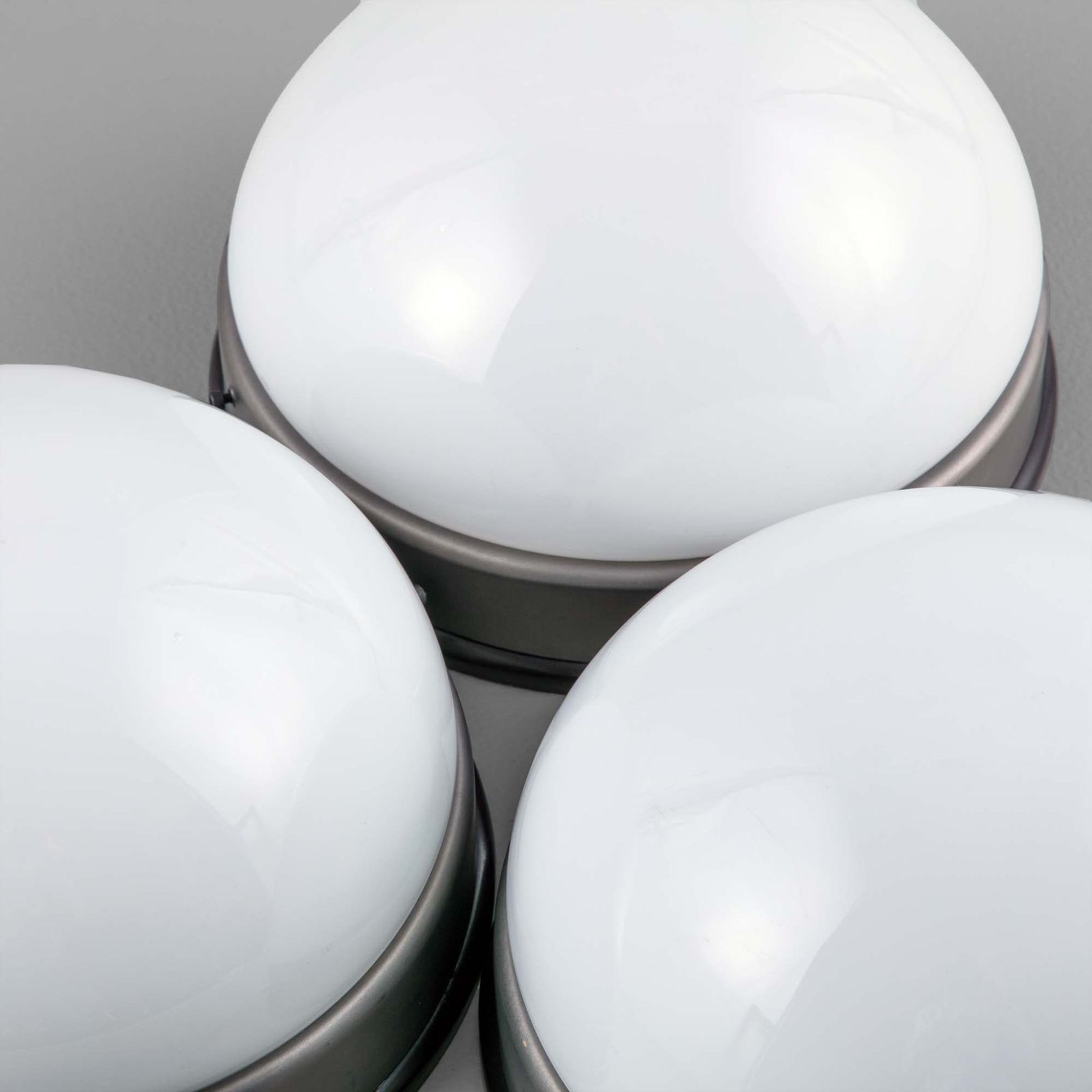 Small Round Surface Mount Opaline Light   22cm photo vinterior