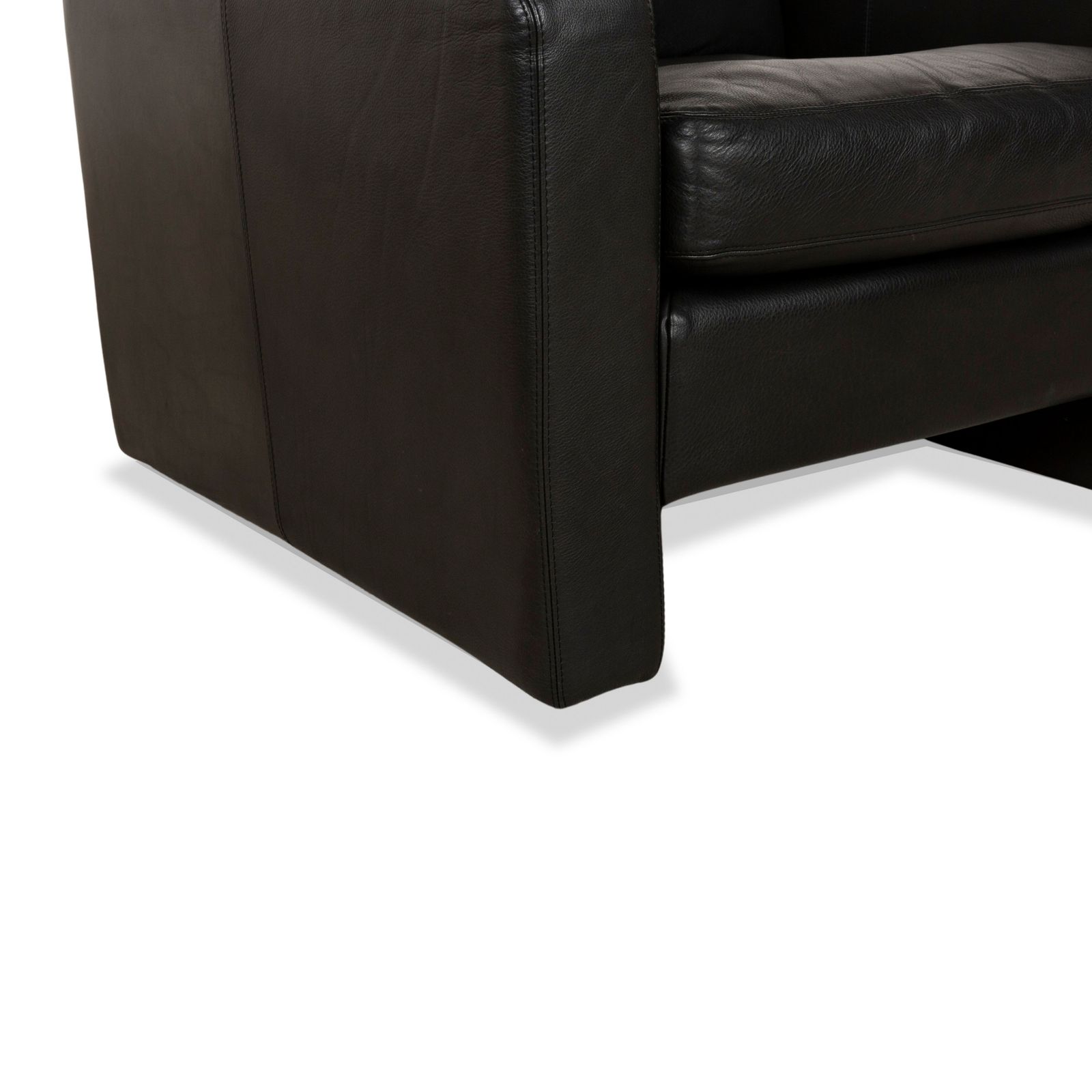 Cor Conseta Leather Armchair Black Manual Function photo Furniture