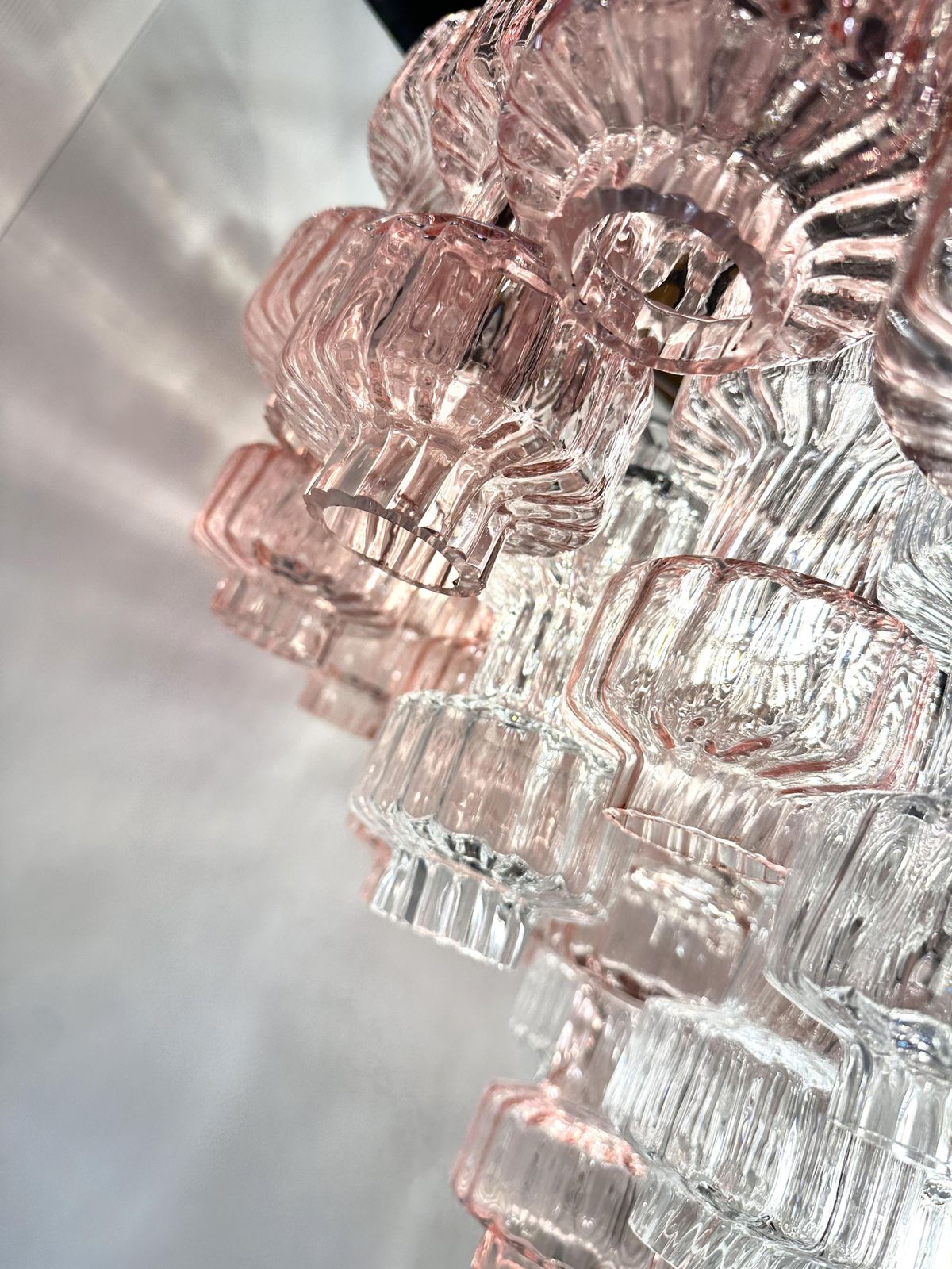 Romantic Venetian Pink "Rigadin Manubri" Murano Glass Chandelier In Venini Style photo 6809.0