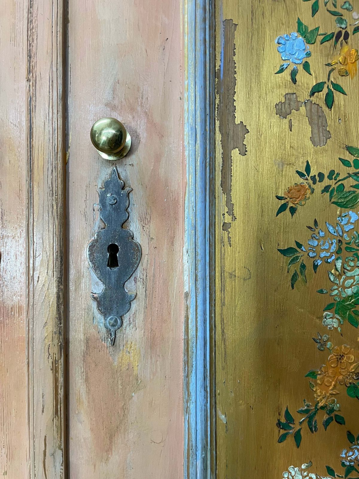 Vintage/ Antique Painted Pine Wardrobe With Inlaid Chinoiserie Panels photo 1350.0