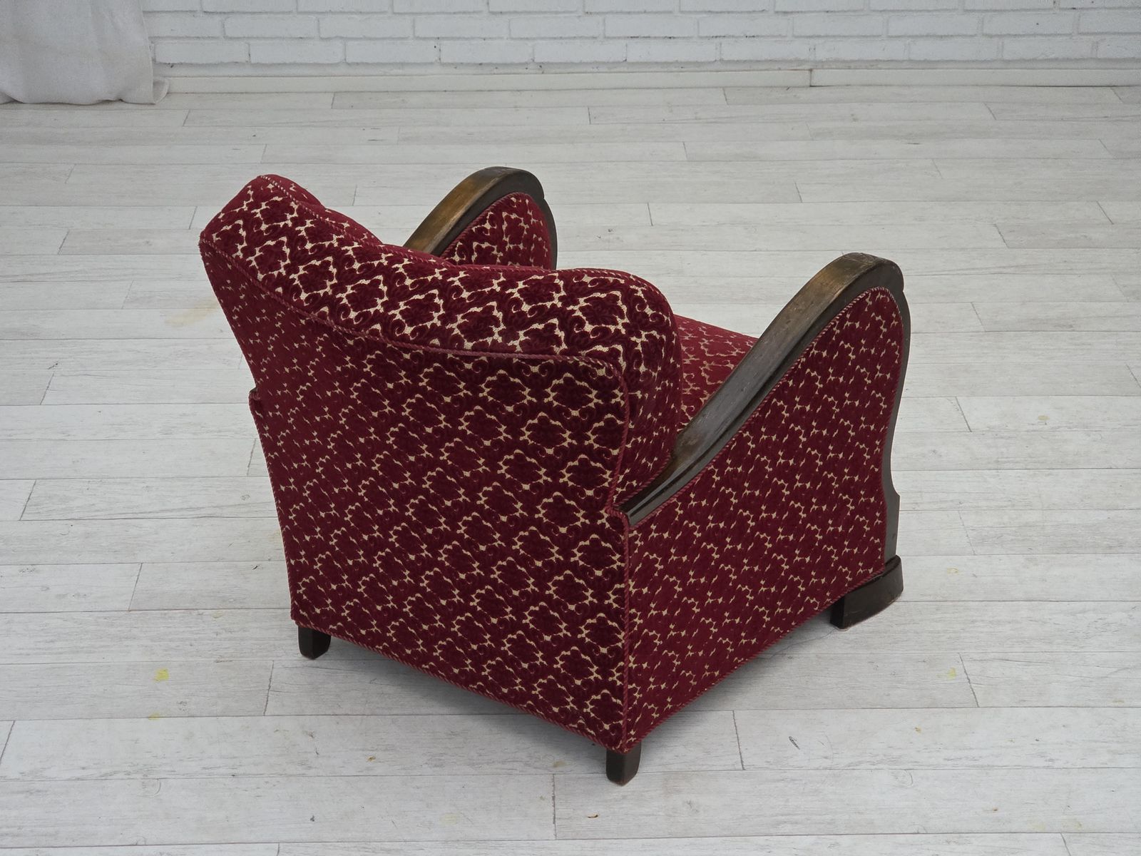 1960s, Danish Armchair, Cherry Red Furniture Velour, Oak Wood. photo vinterior