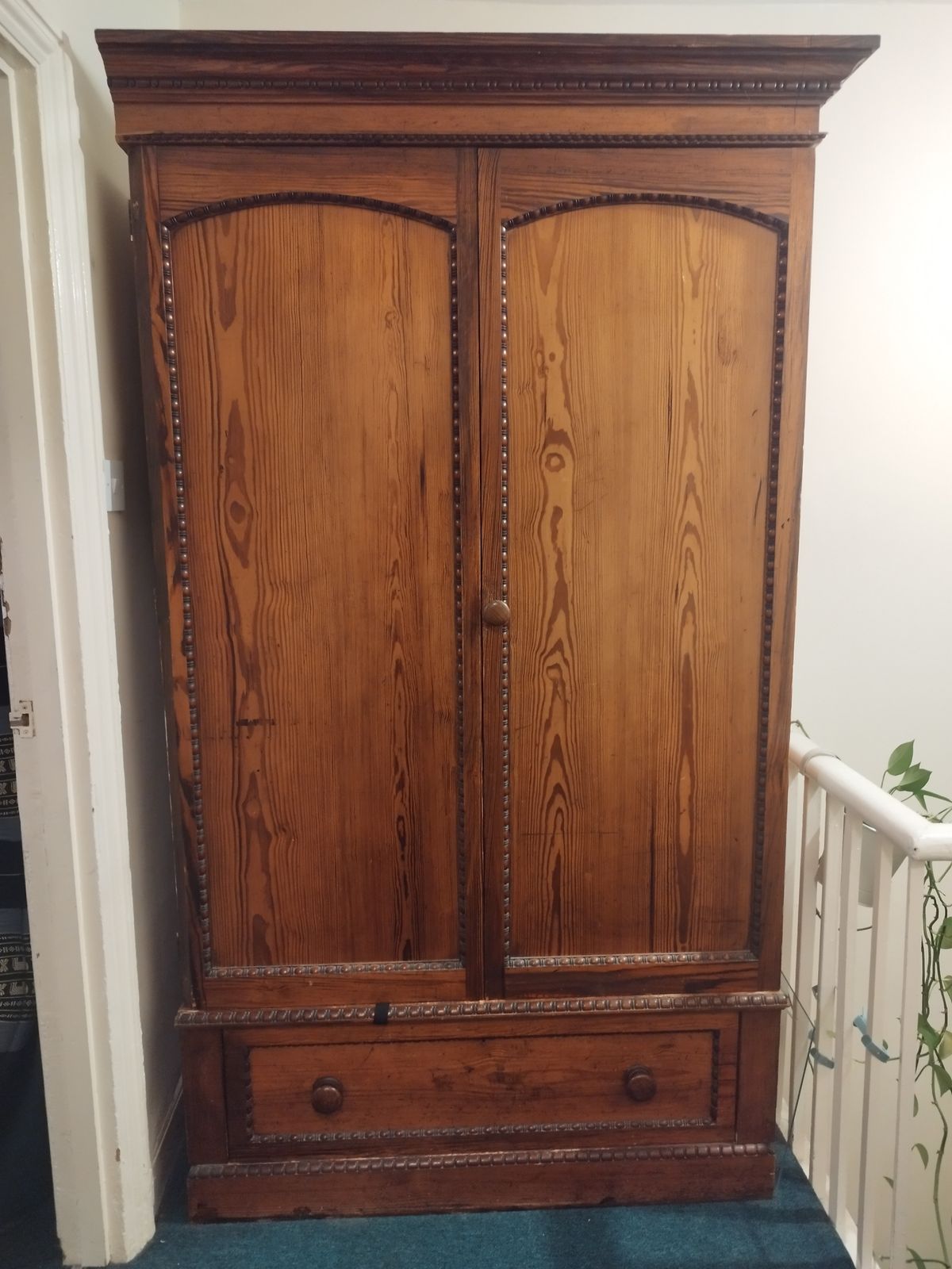 Solid Wood Antique Style Wardrobe – Beautiful Carved Detailing – Excellent Condition