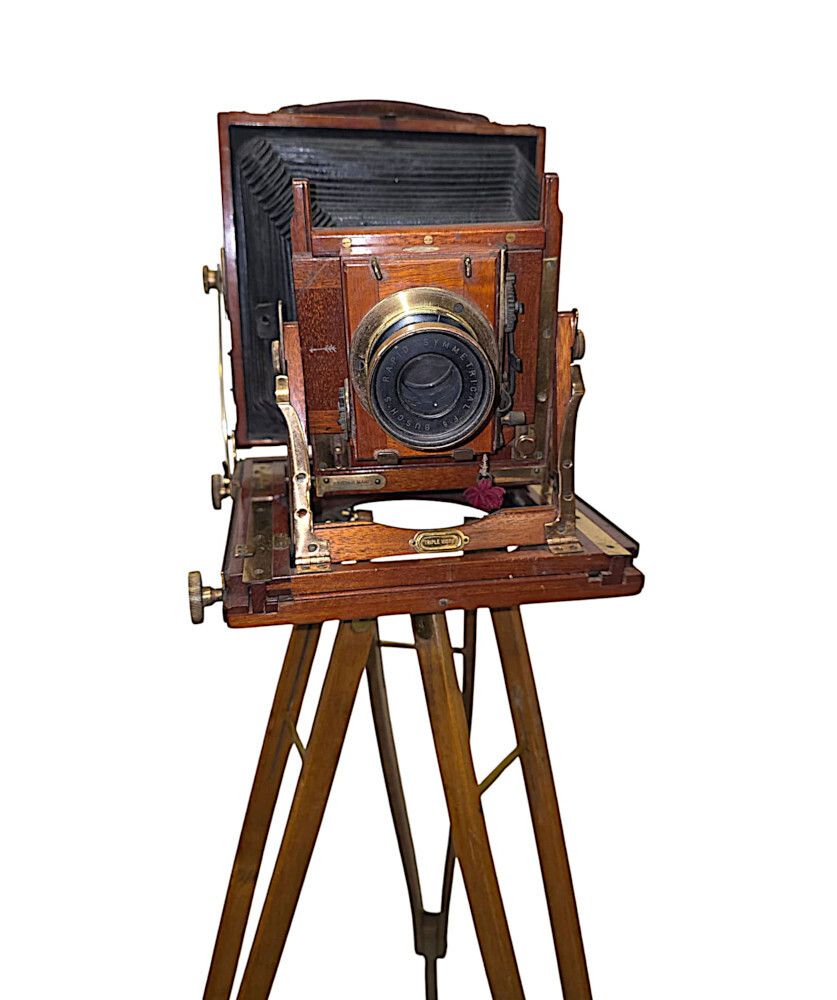 A Very Fine Circa 1900 Double Racked Focus Half Plate Camera On Oak Tripod By Benetfink And Co, Cheapside London photo vinterior