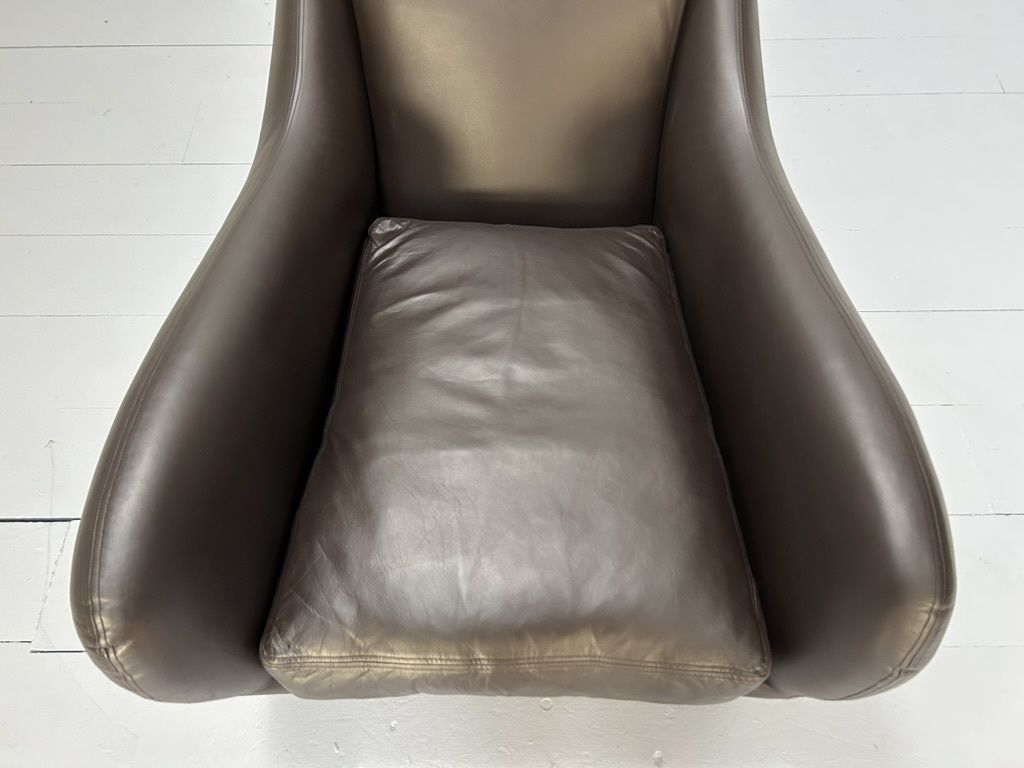 Pair Of Scp Matthew Hilton “Balzac” Armchairs & Ottoman – In Nubuck Leather photo vintage