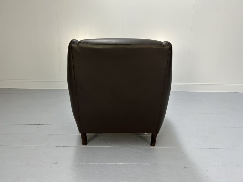 photo vinterior Pair Of Scp Matthew Hilton “Balzac” Armchairs & Ottoman – In Nubuck Leather
