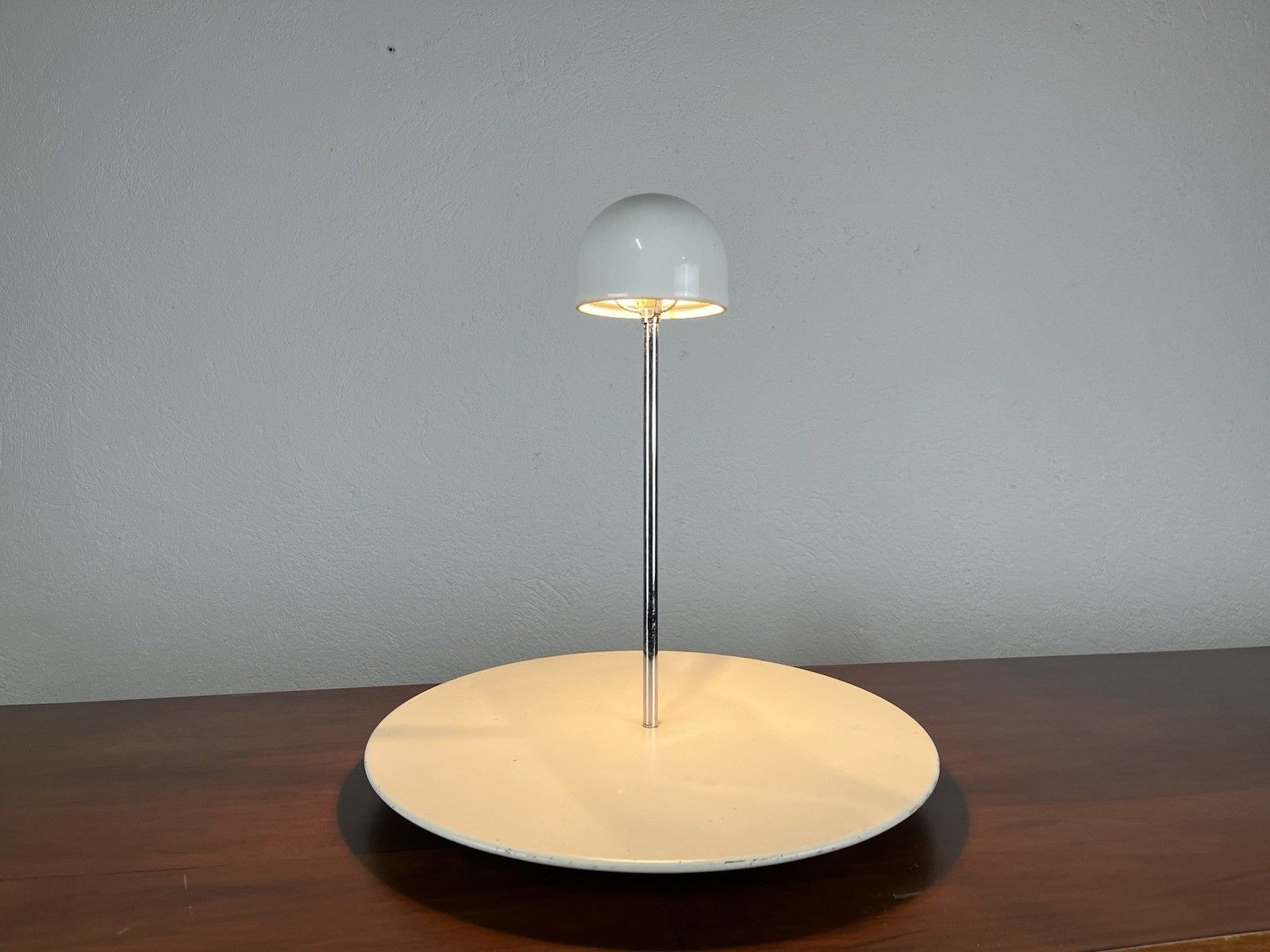 Nemea Vico Magistretti Artemide Metal Table Lamp 70’s Vintage Design