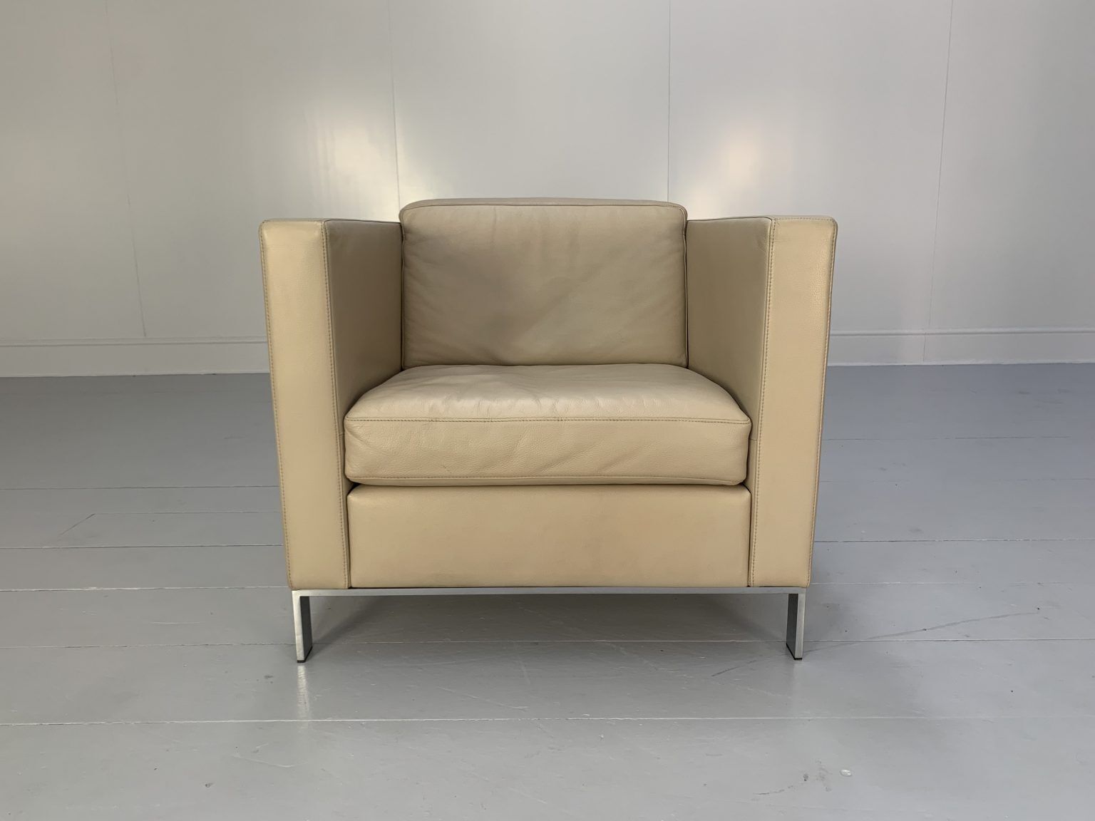 Walter Knoll “Foster 500.10” Armchair – In Ivory Leather