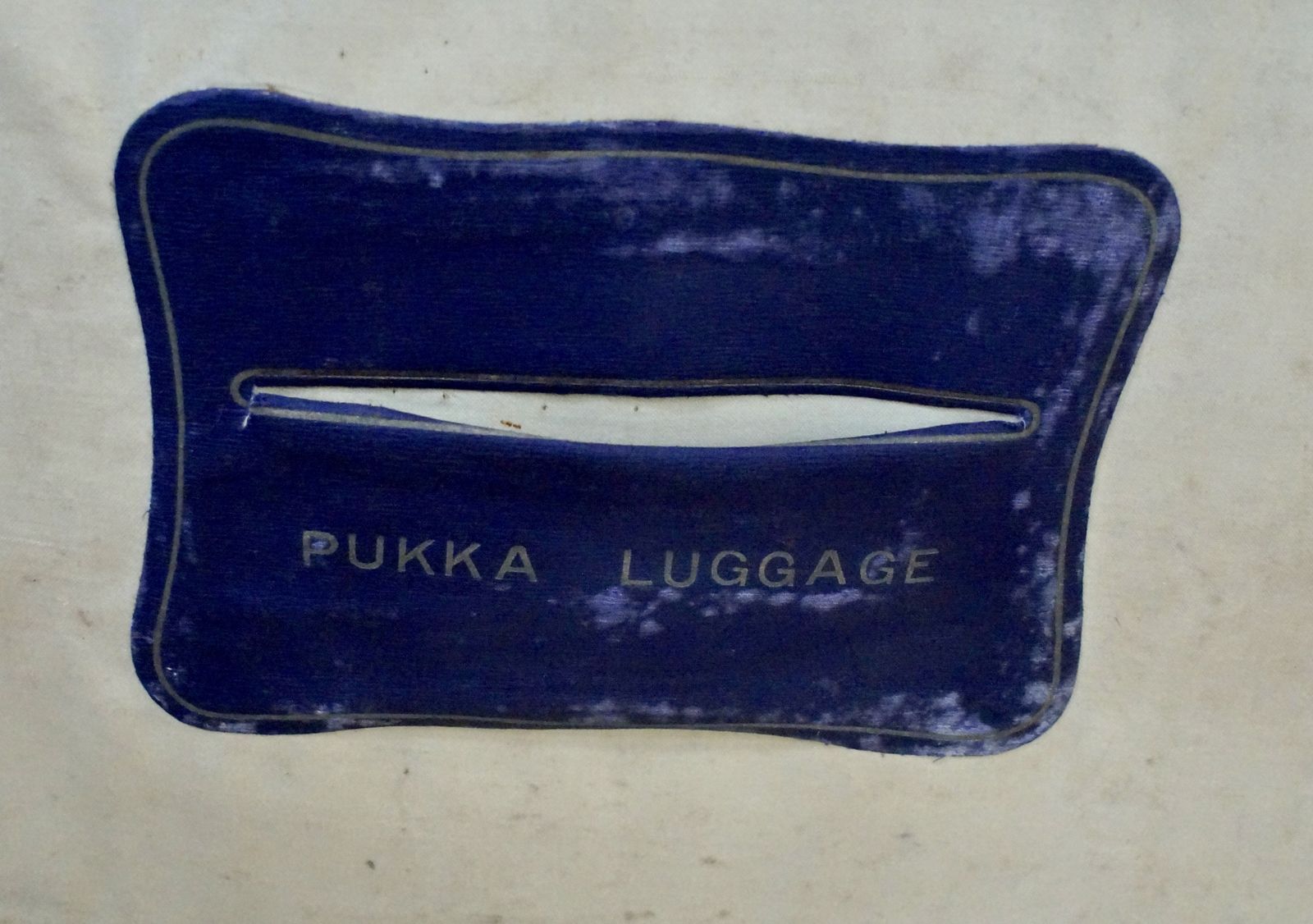 photo furniture Vintage Pukka Military Wwii Demob Case